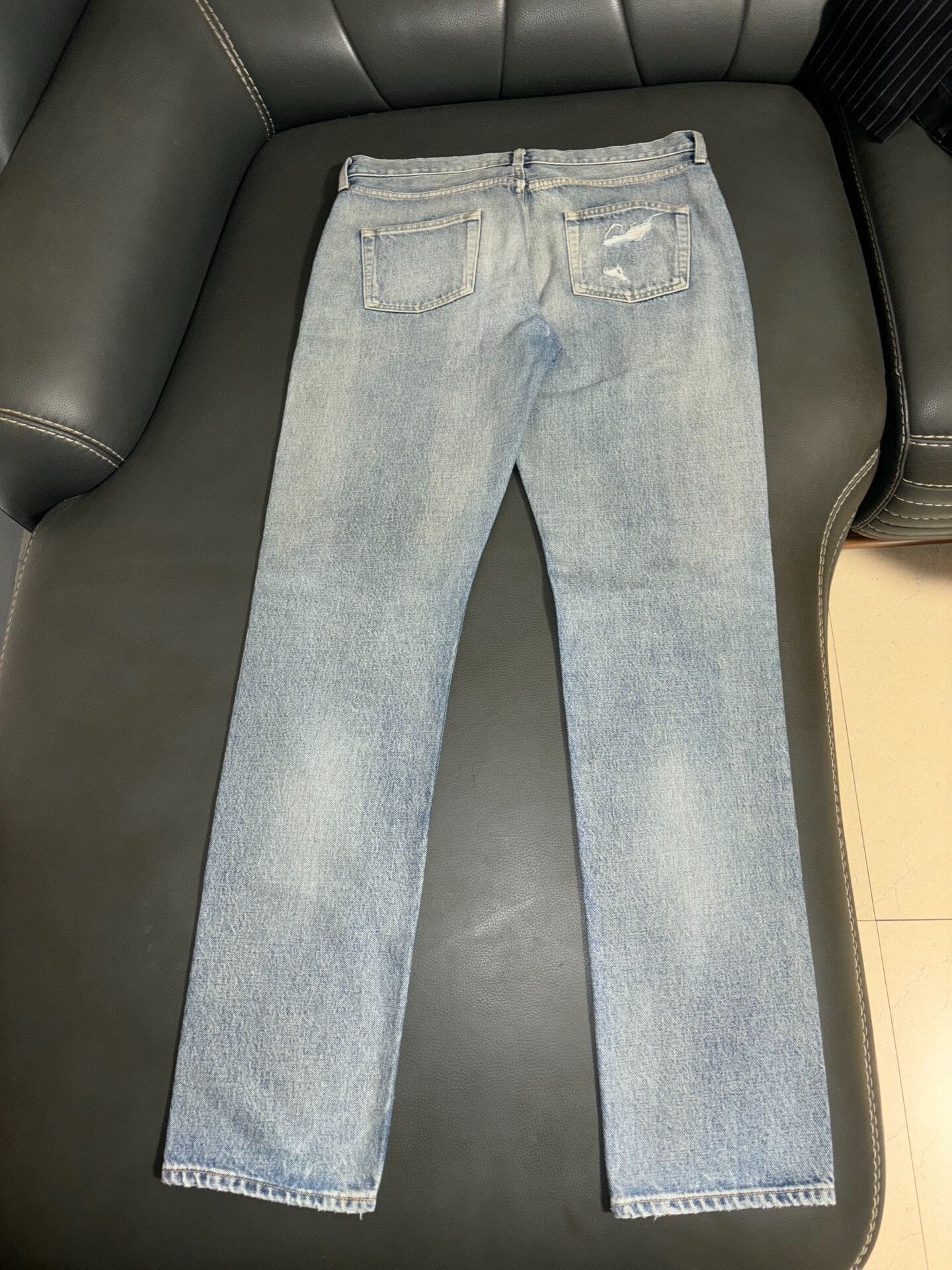 Saint Laurent Paris Saint Laurent Distressed Knee Denim Pants Size US 31 - 2 Thumbnail