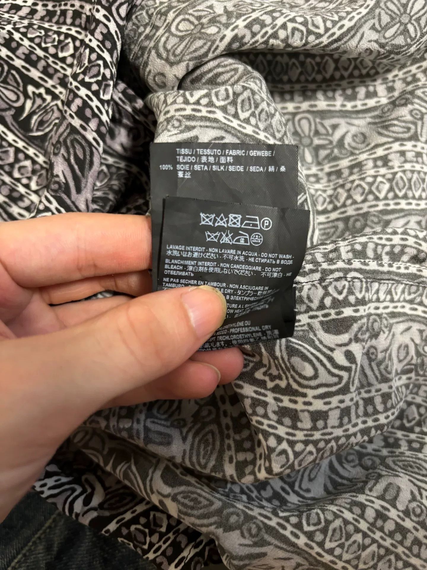 Saint Laurent Paris Saint Laurent Gypsy Print Silk Shirt Size M / US 6-8 / IT 42-44 - 8 Thumbnail