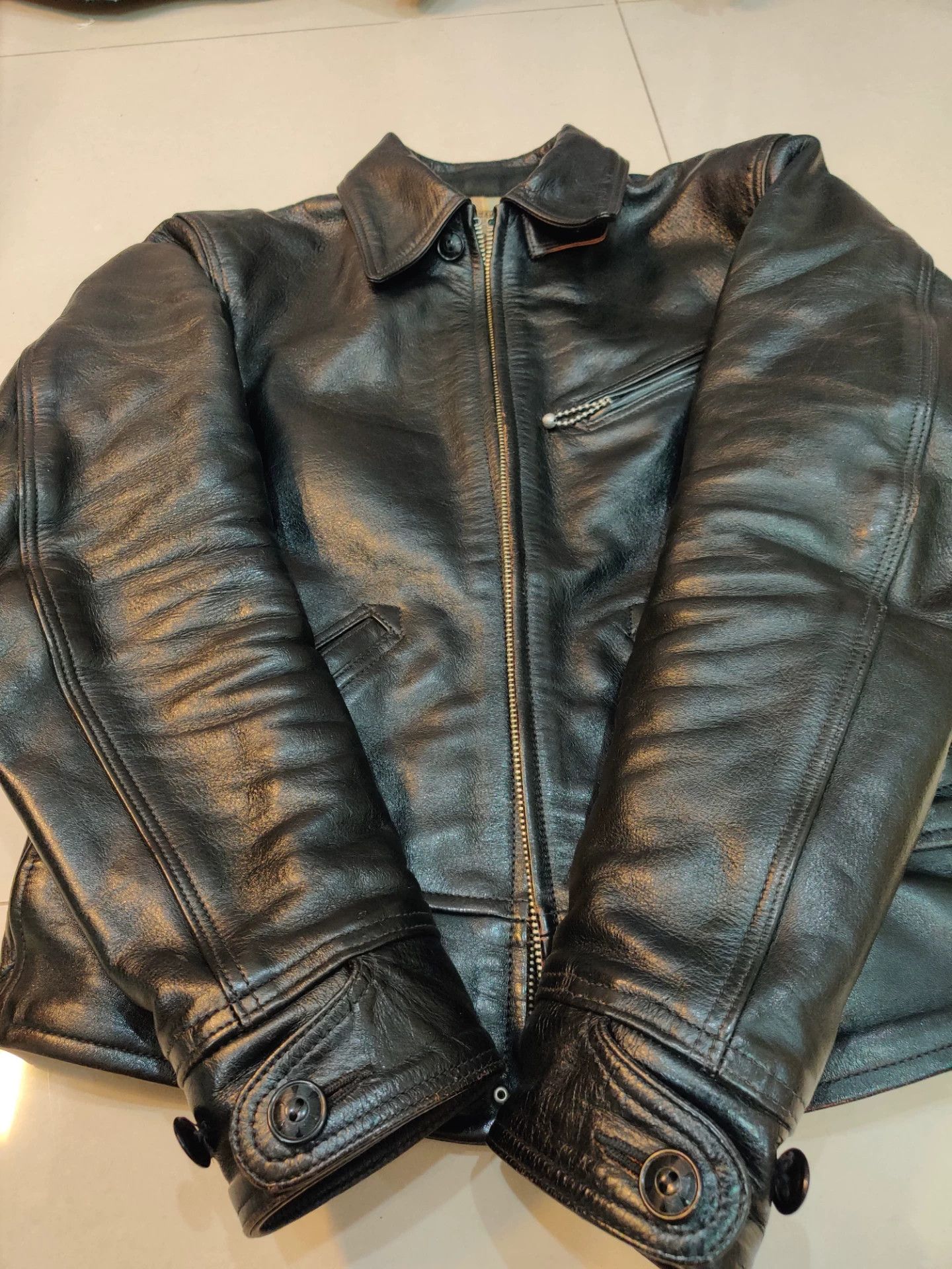 Freewheelers bootleggers 1930 leather jacket with skull design Size US M / EU 48-50 / 2 - 6 Thumbnail