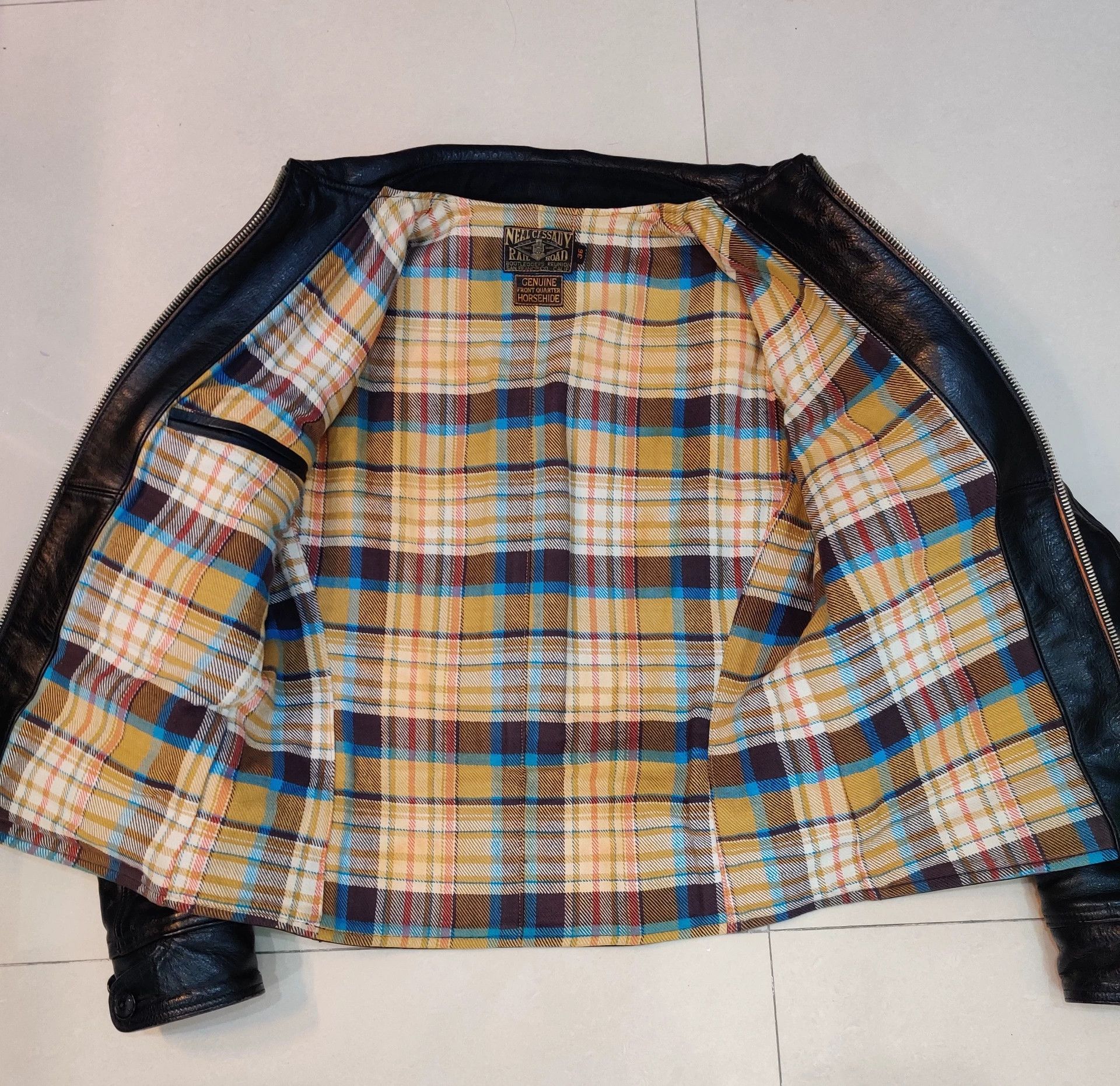 Freewheelers bootleggers 1930 leather jacket with skull design Size US M / EU 48-50 / 2 - 3 Thumbnail