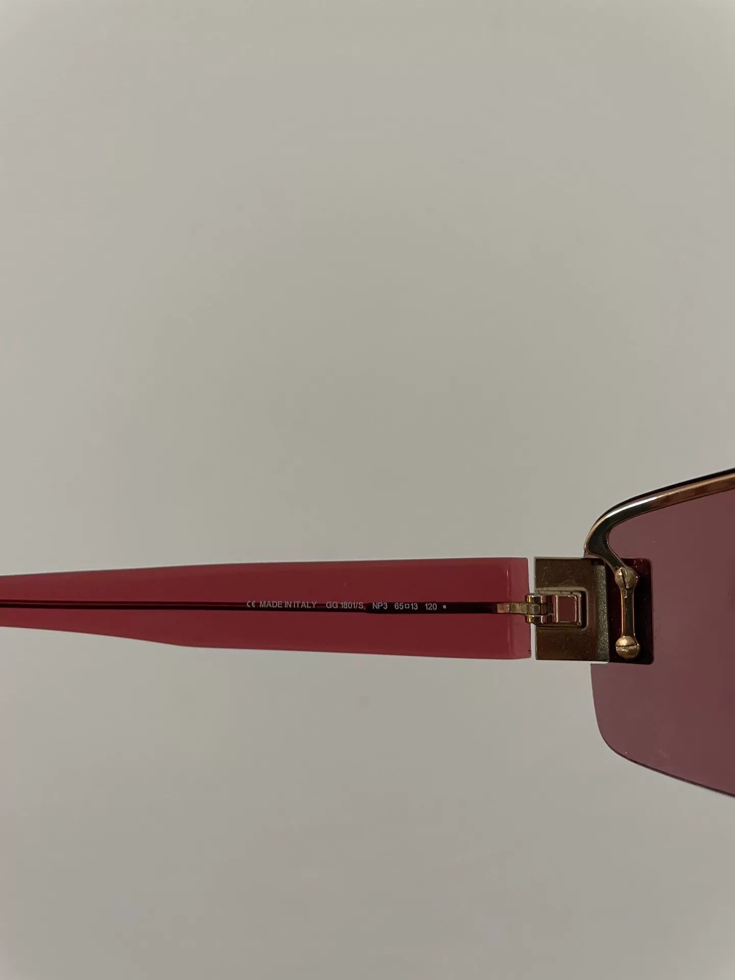 Gucci Gucci Y2K Inspired Sunglasses in Red Size ONE SIZE - 5 Thumbnail