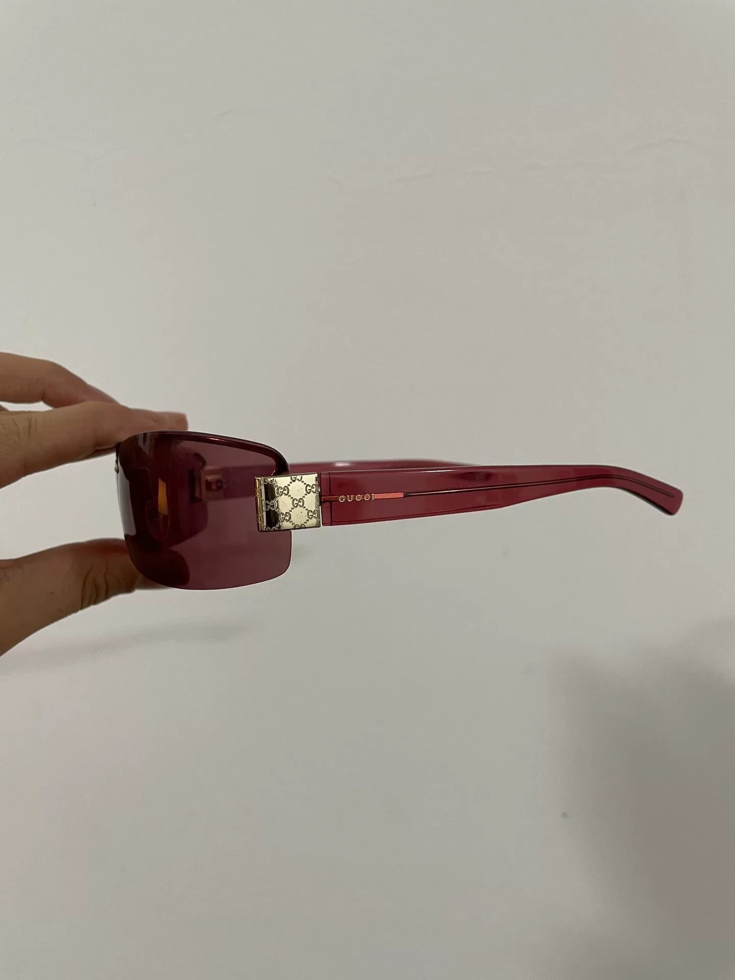 Gucci Gucci Y2K Inspired Sunglasses in Red Size ONE SIZE - 2 Thumbnail