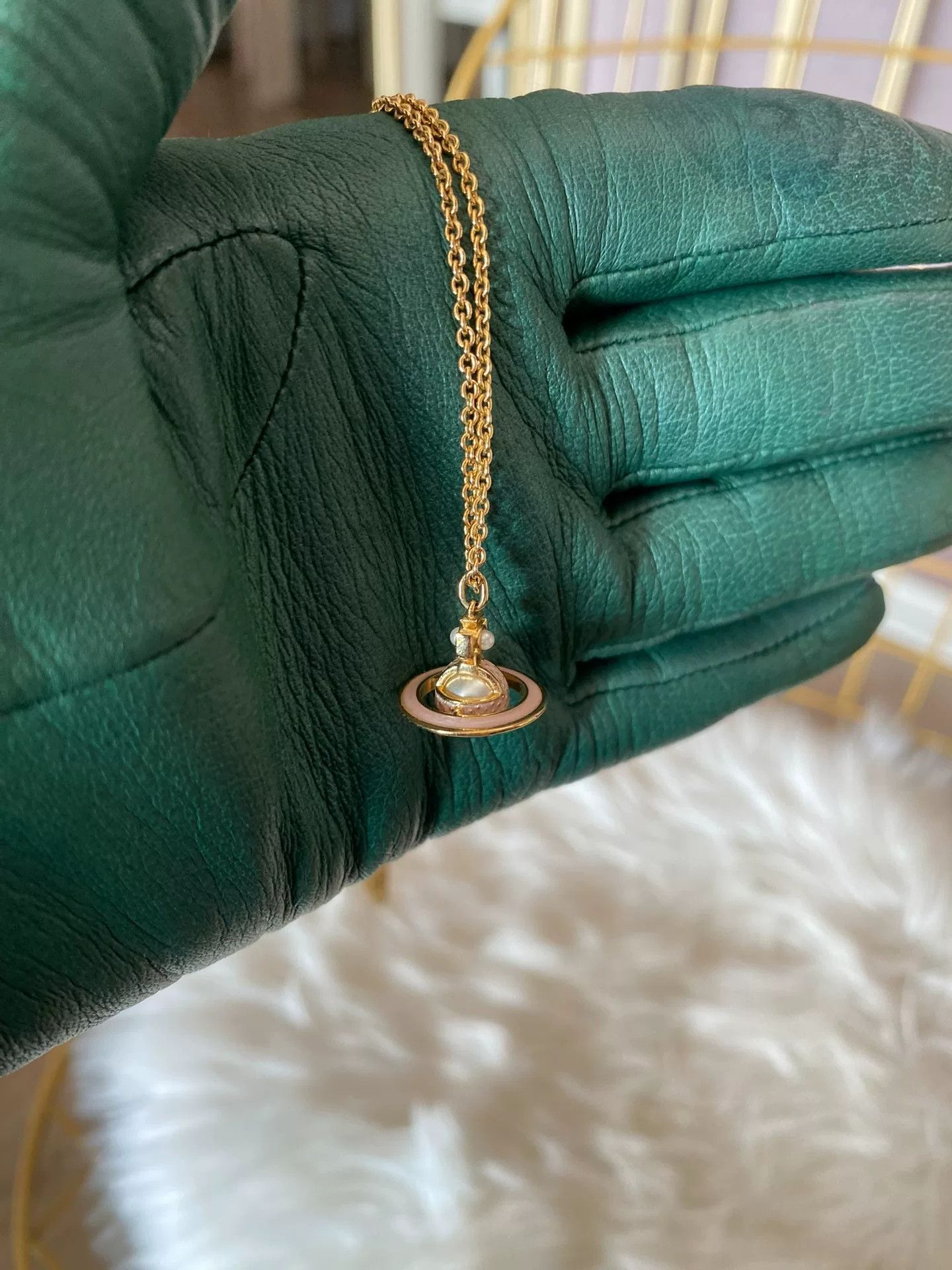 Vivienne Westwood Vivienne Westwood Small Pearl Pink Orb Necklace Size ONE SIZE - 2 Thumbnail