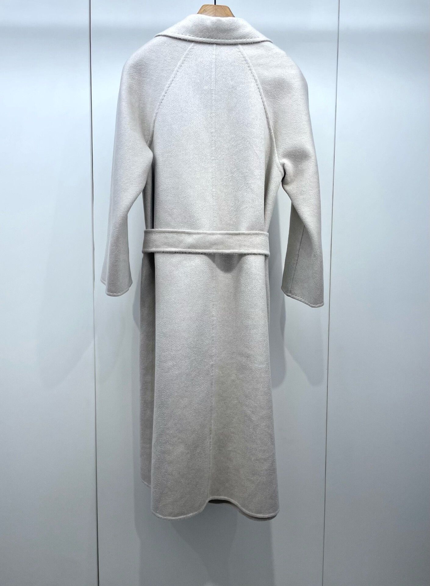 Max Mara Maxmara Classic Belted Cashmere Coat Size US S / EU 44-46 / 1 - 2 Thumbnail