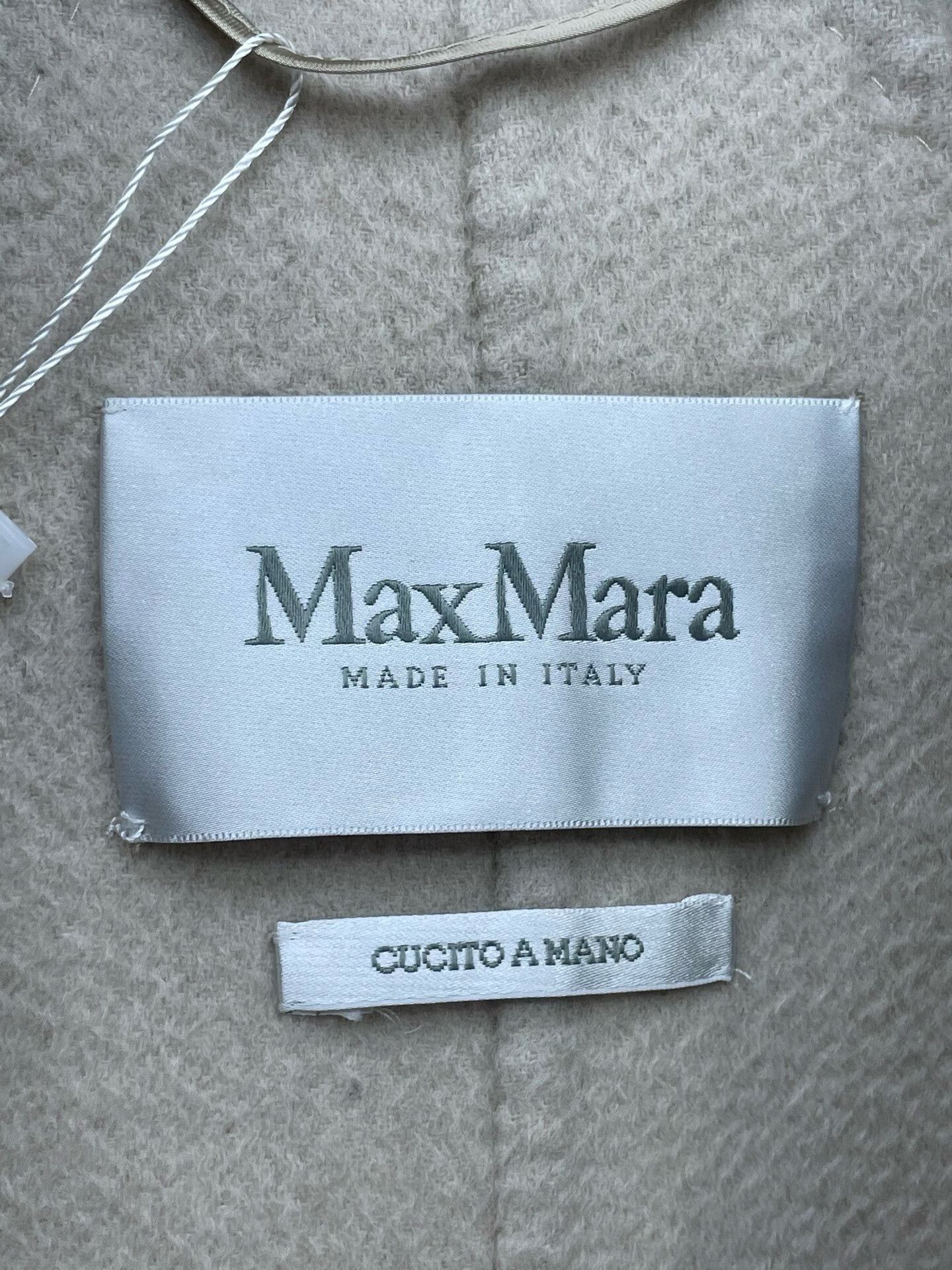 Max Mara Maxmara Classic Belted Cashmere Coat Size US S / EU 44-46 / 1 - 5 Thumbnail