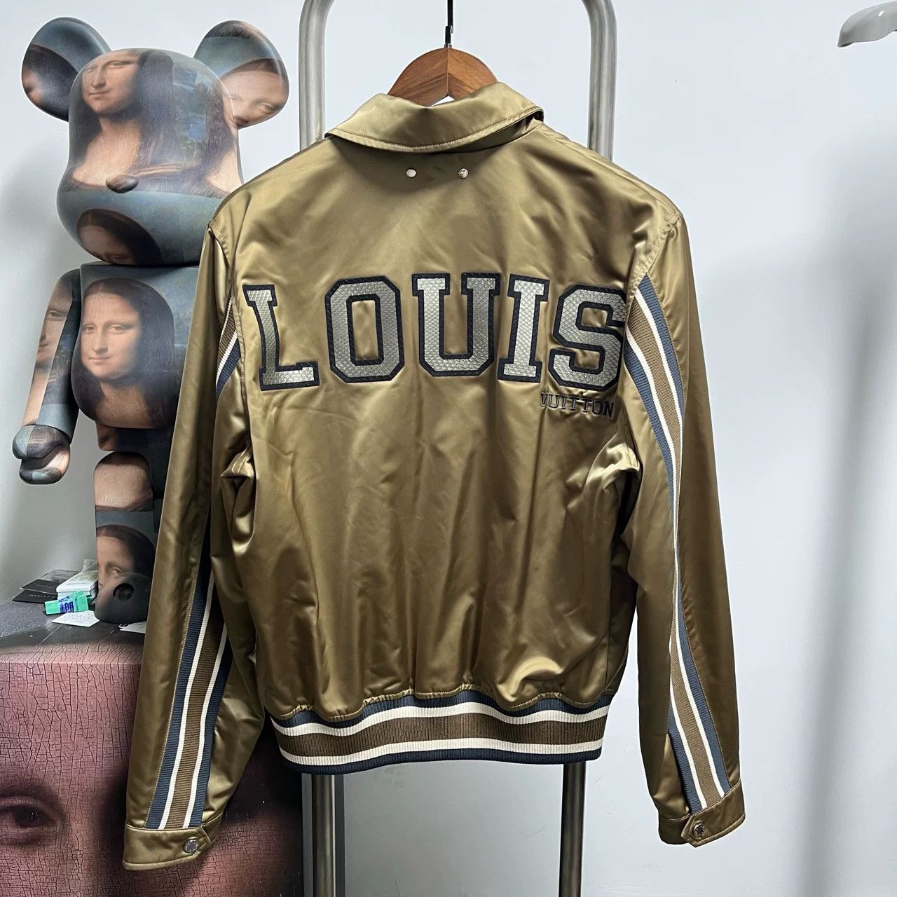 Louis Vuitton Louis Vuitton Python Logo Jacket L2705 Size US L / EU 52-54 / 3 - 2 Thumbnail