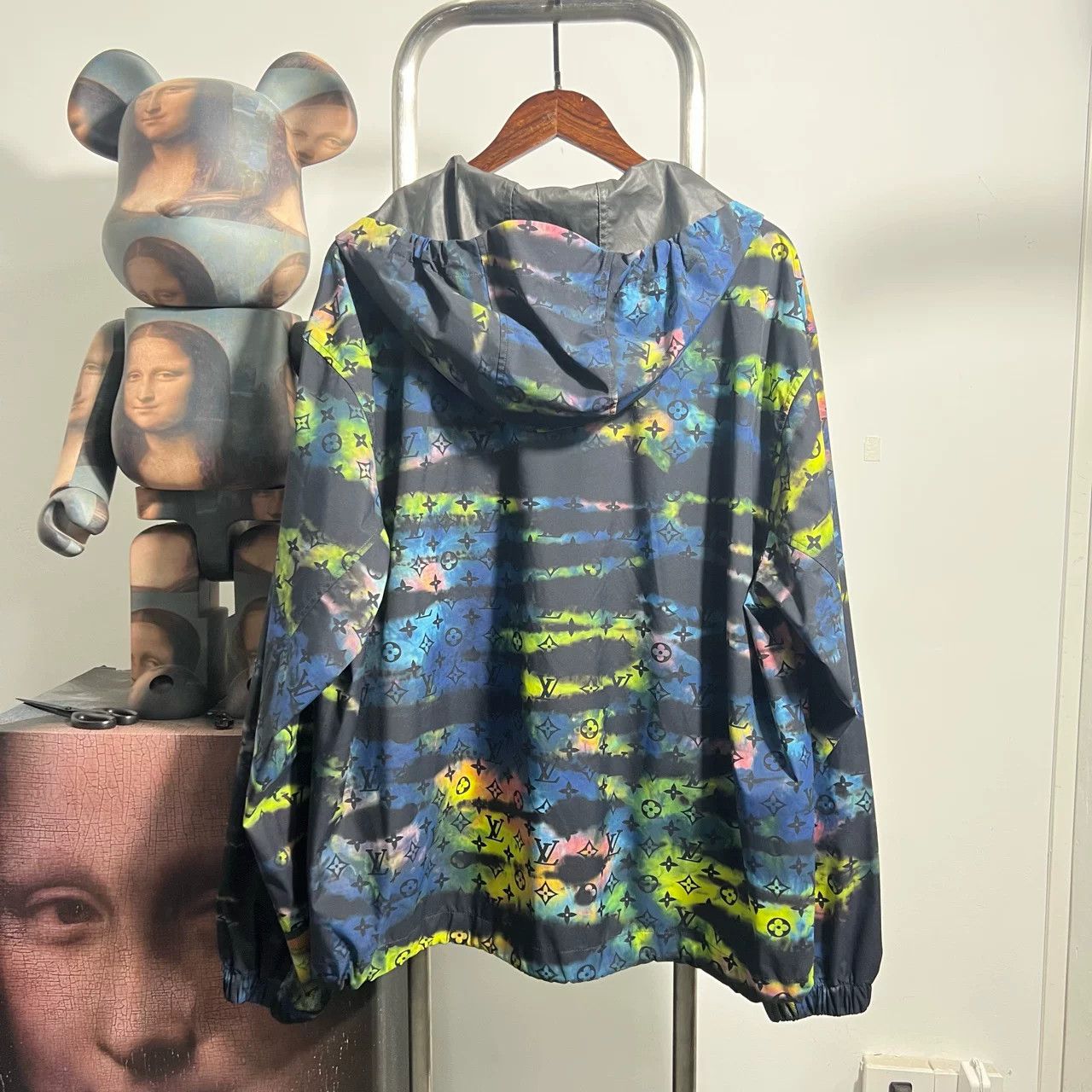 Louis Vuitton Louis Vuitton Tie-Dye Print Windbreaker R0609 Size US XL / EU 56 / 4 - 2 Thumbnail