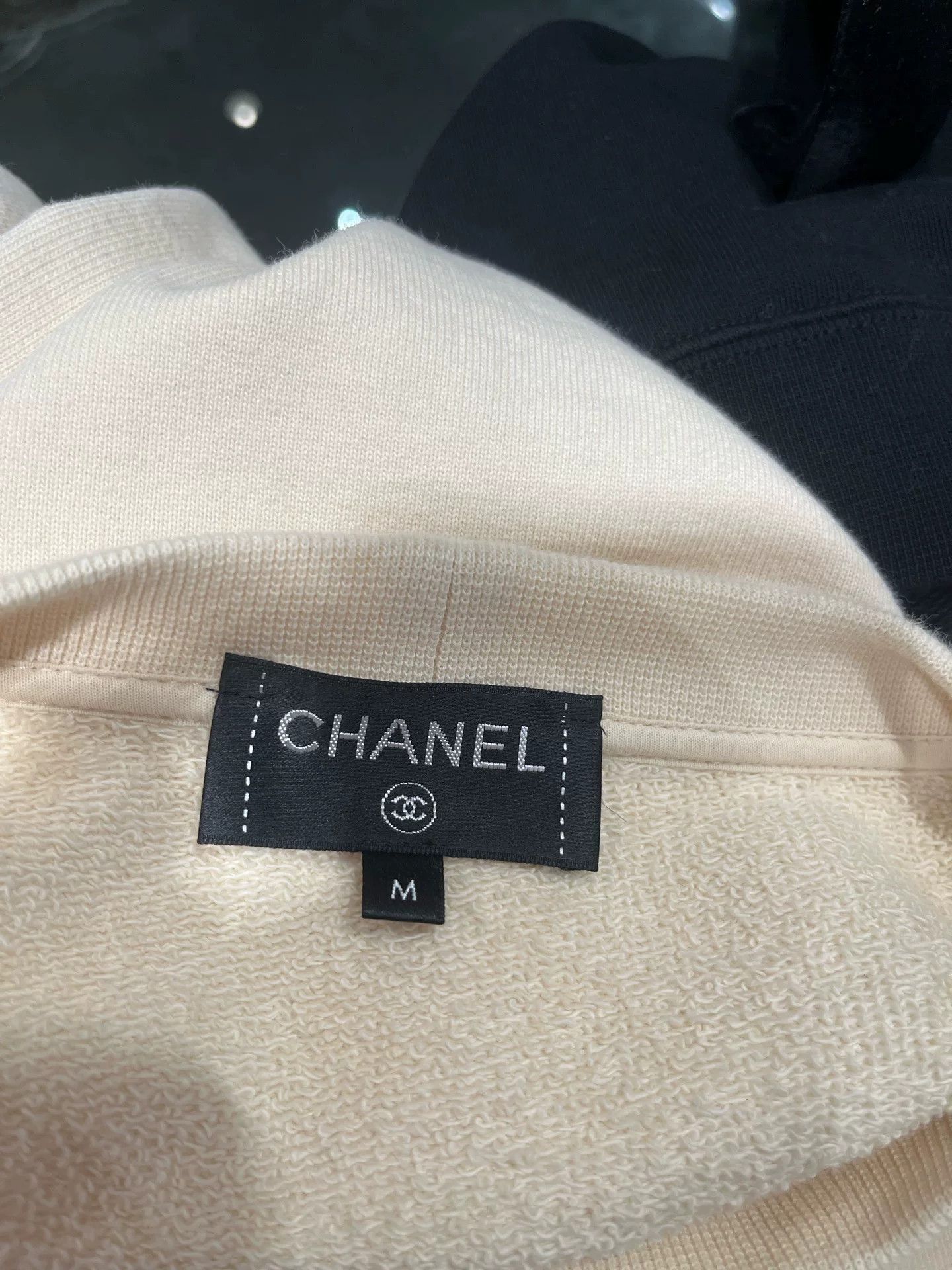 Chanel Chanel 20A Rue Cambon 31 Sweatshirt M Size US M / EU 48-50 / 2 - 3 Thumbnail