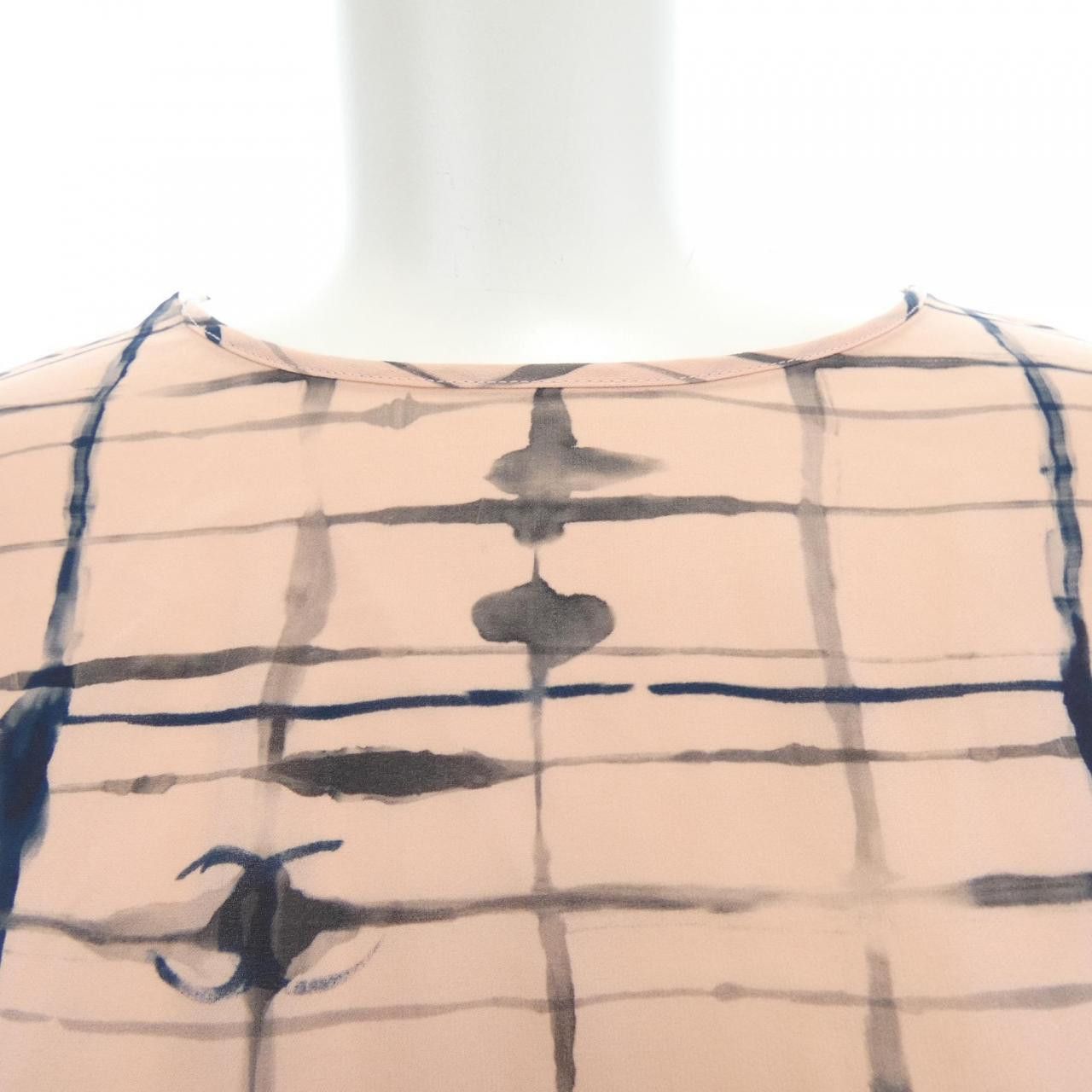 Chanel Chanel Chanel Silk Georgette Top Others Tops P70538V62083 DUTY FREE for USA Size ONE SIZE - 6 Thumbnail