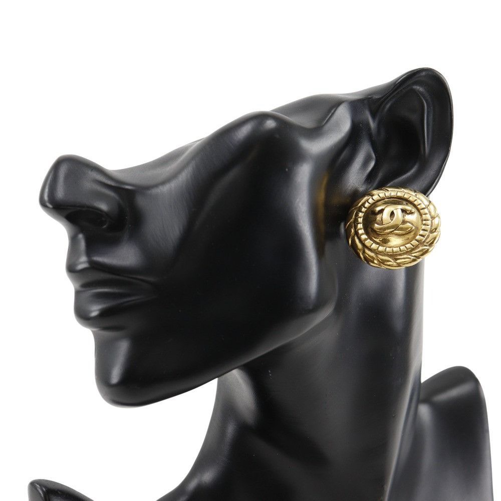 Chanel Chanel Chanel Coco Mark Earrings Metal Earrings DUTY FREE for USA Size ONE SIZE - 2 Thumbnail