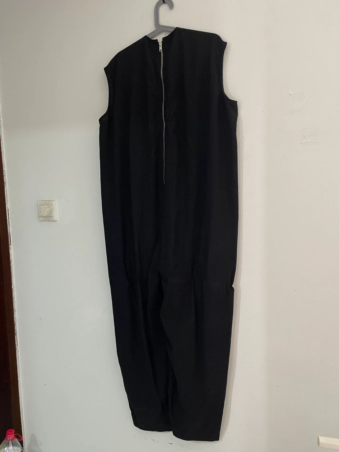 Rick Owens Rick Owens Black Sleeveless V-neck Jumpsuit Size US 38 / EU 54 - 2 Thumbnail
