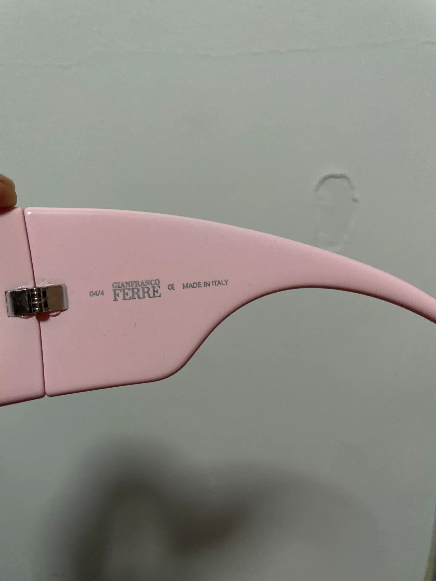 Gianfranco Ferre Gianfranco Ferre Pink Sunglasses with Unique Shape Size ONE SIZE - 3 Thumbnail