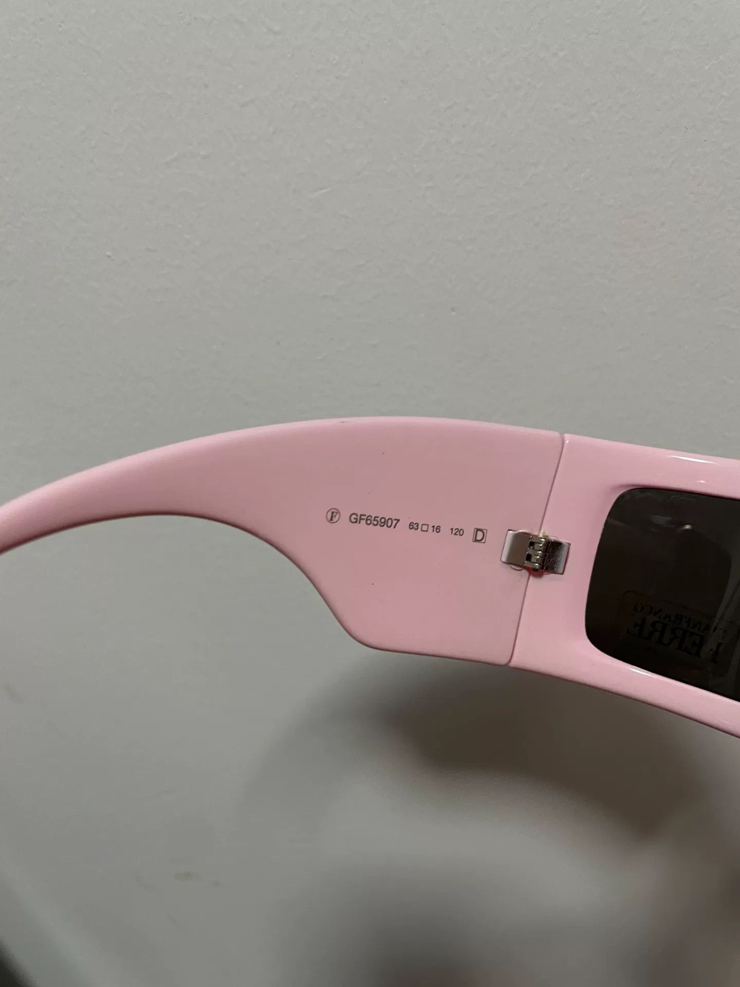 Gianfranco Ferre Gianfranco Ferre Pink Sunglasses with Unique Shape Size ONE SIZE - 5 Thumbnail
