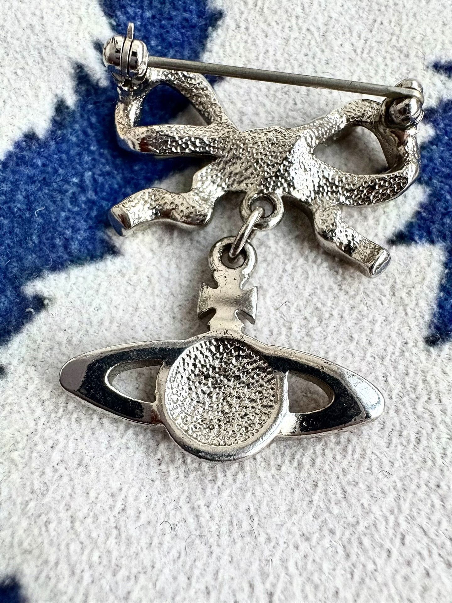Vivienne Westwood vintage vivienne westwood silver saturn brooch Size ONE SIZE - 3 Thumbnail