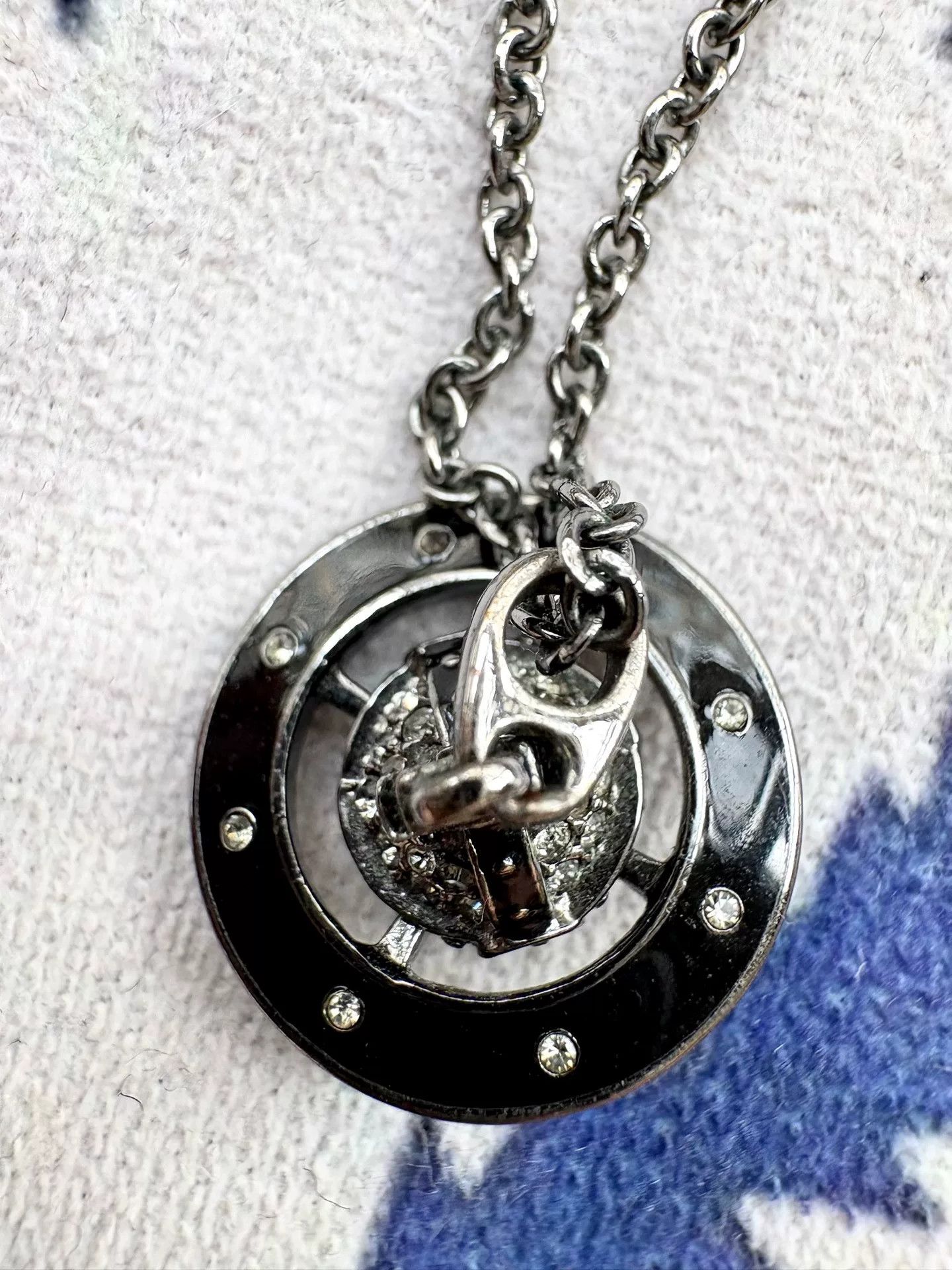 Vivienne Westwood vivienne westwood black enamel orb necklace Size ONE SIZE - 6 Thumbnail