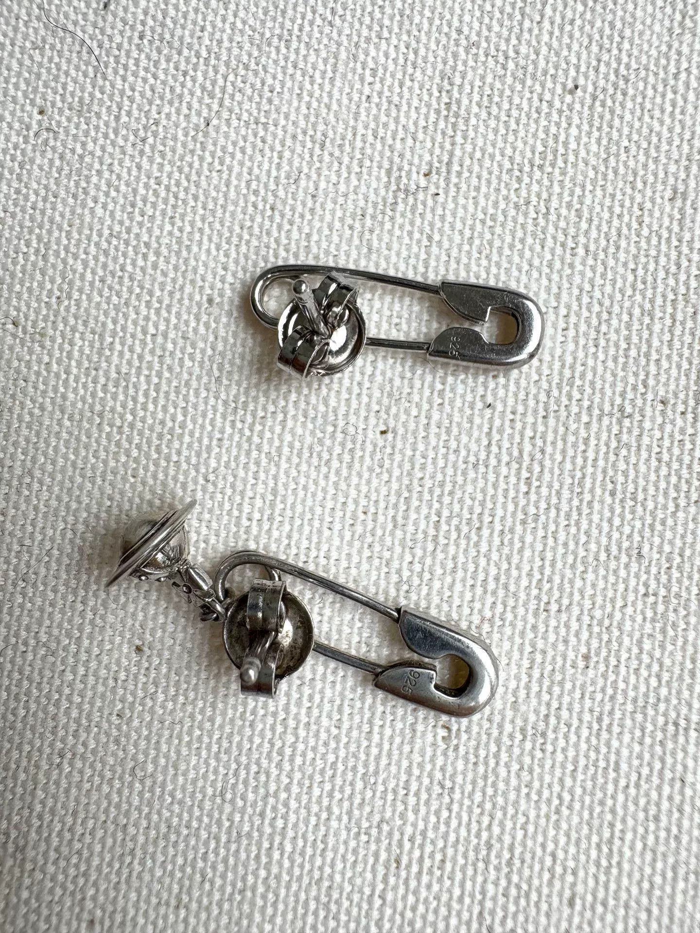 Vivienne Westwood vivienne westwood silver safety pin earrings Size ONE SIZE - 4 Thumbnail