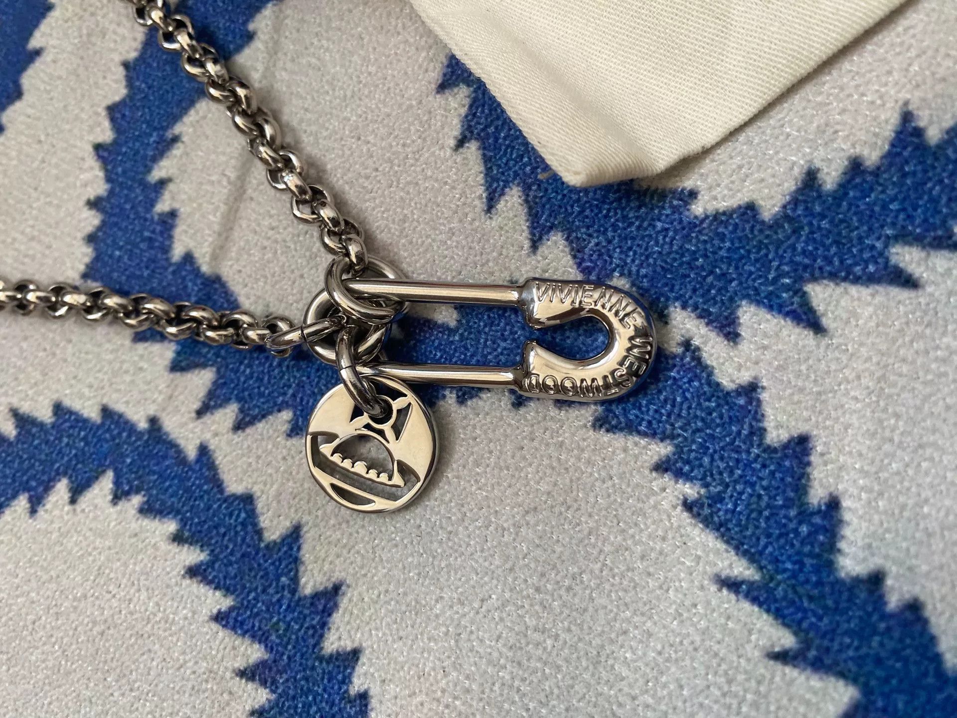 Vivienne Westwood vivienne westwood safety pin necklace Size ONE SIZE - 2 Thumbnail