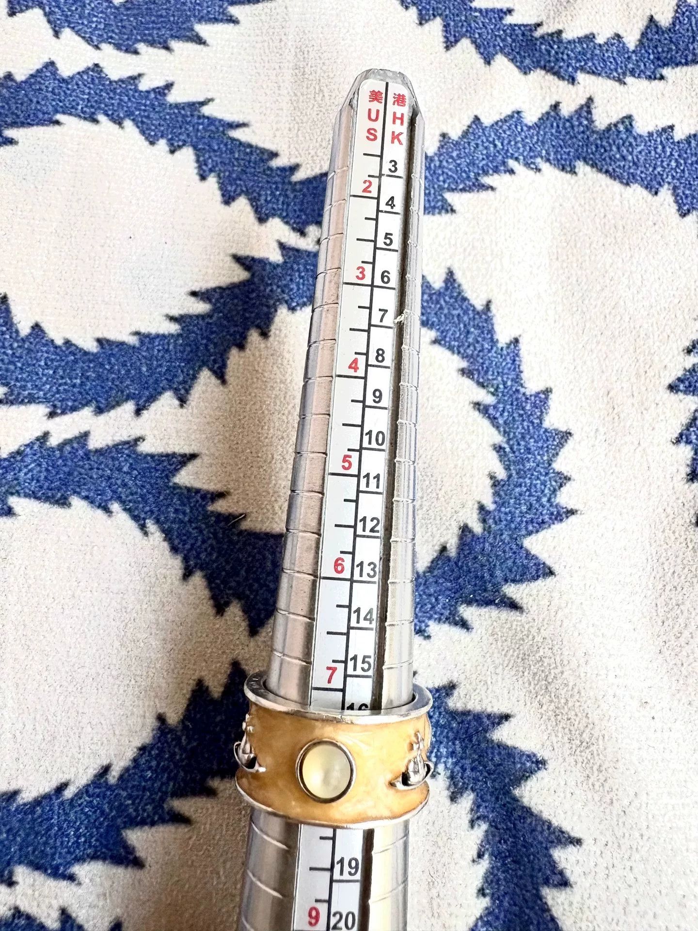 Vivienne Westwood vivienne westwood vintage king ring in beige Size ONE SIZE - 9 Thumbnail