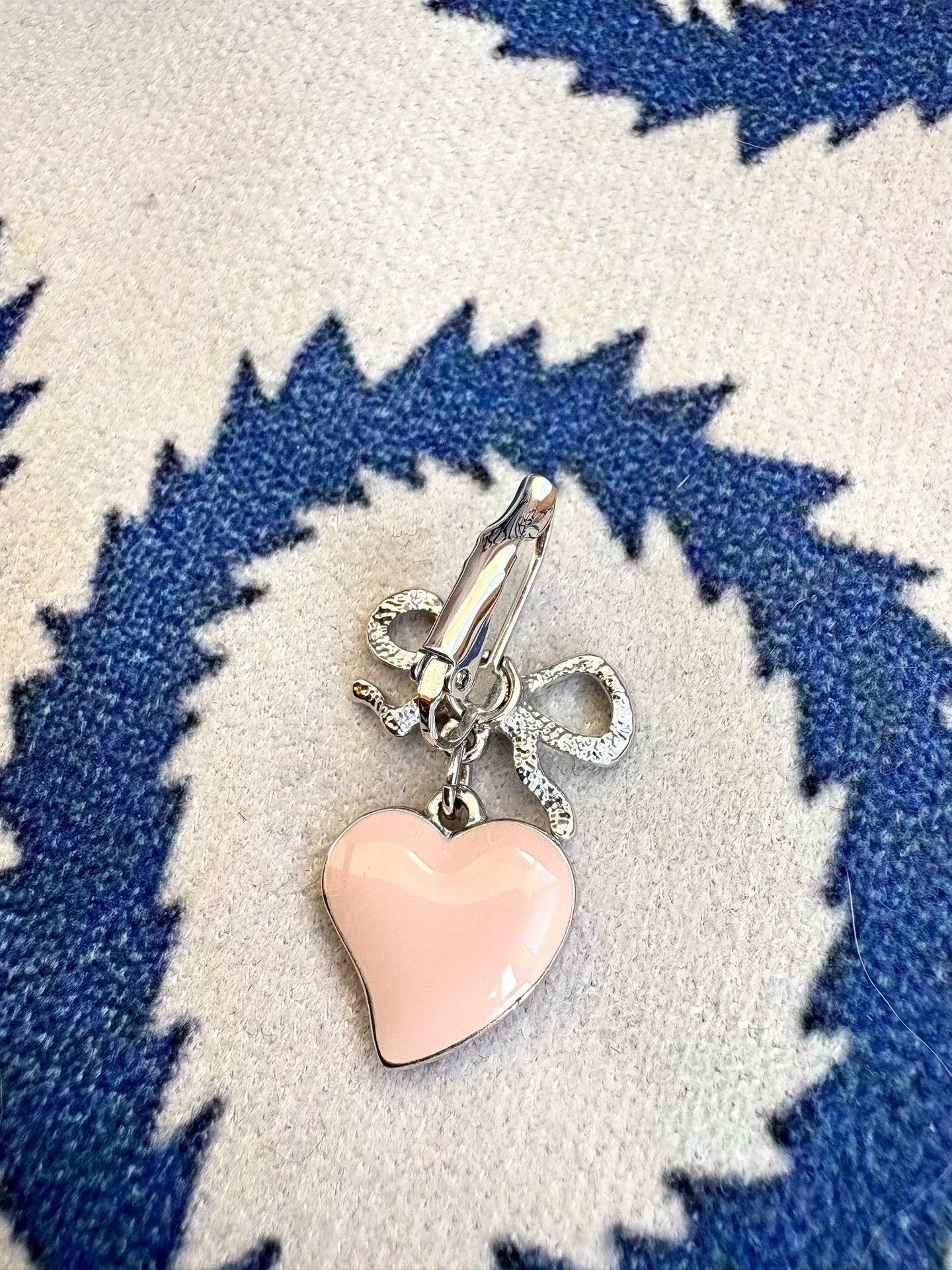 Vivienne Westwood vivienne westwood pink enamel butterfly earrings Size ONE SIZE - 2 Thumbnail