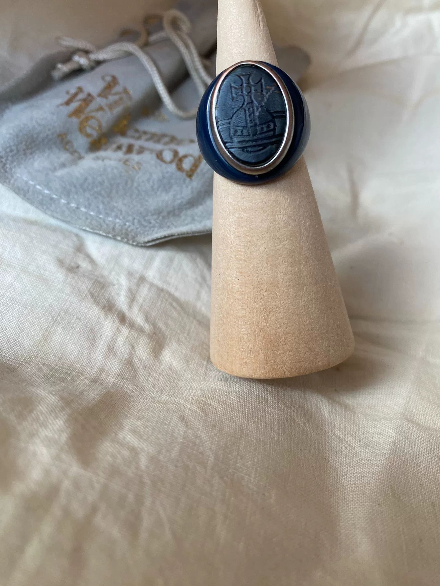 Vivienne Westwood vivienne westwood rare navy acrylic ring Size ONE SIZE - 3 Thumbnail