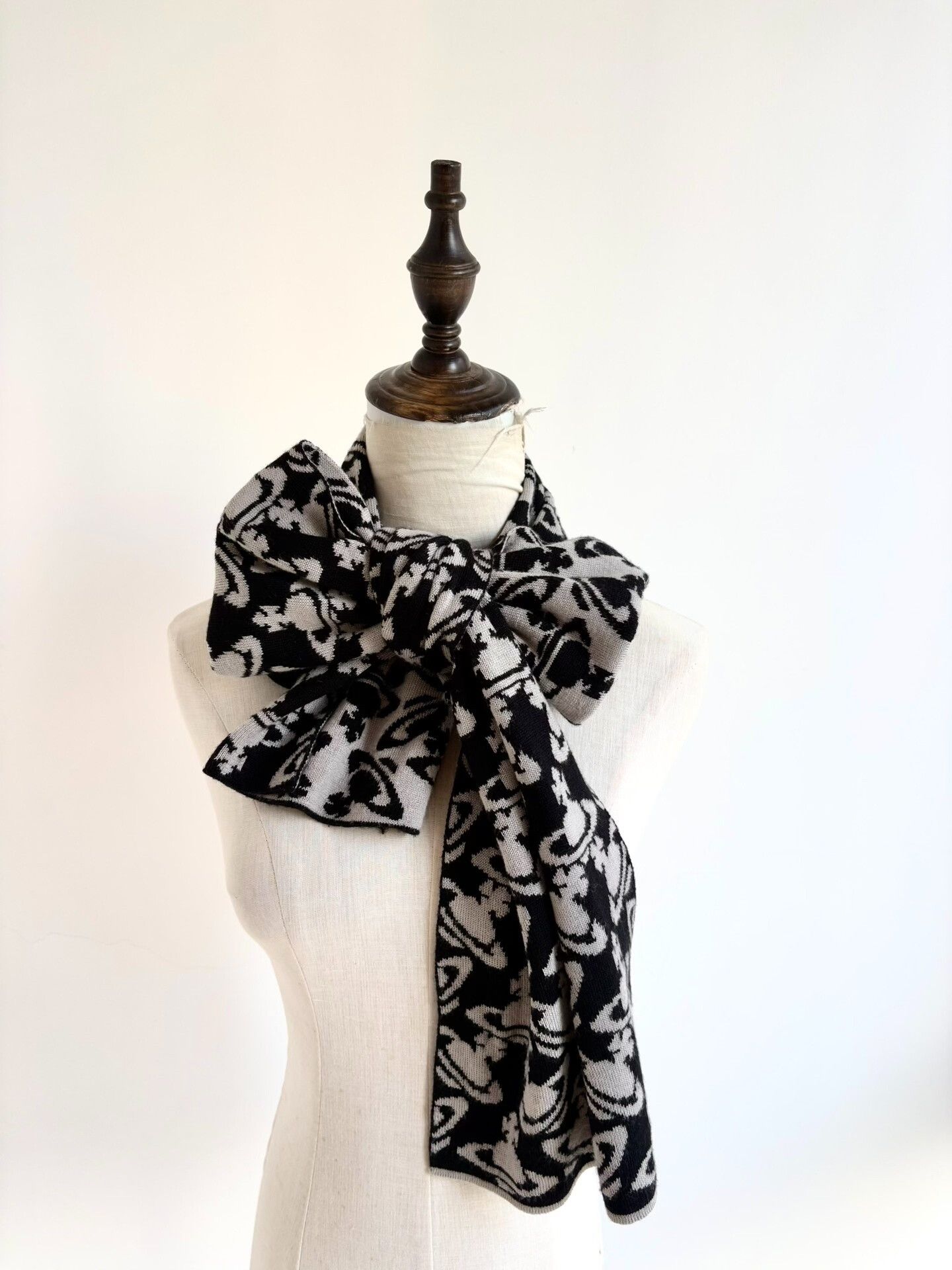 Vivienne Westwood vivienne westwood black and white scarf Size ONE SIZE - 2 Thumbnail