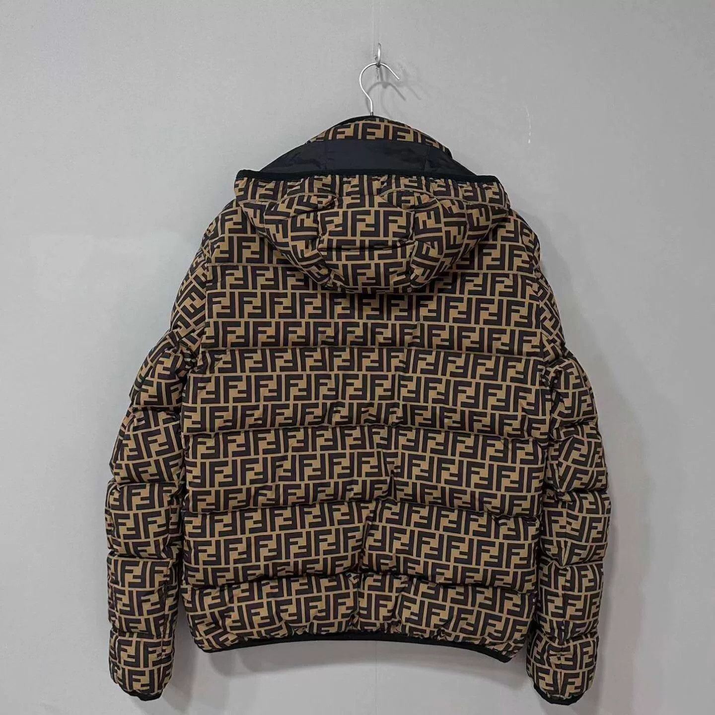 Fendi Fendi Monogram Puffer Jacket Size US S / EU 44-46 / 1 - 3 Thumbnail