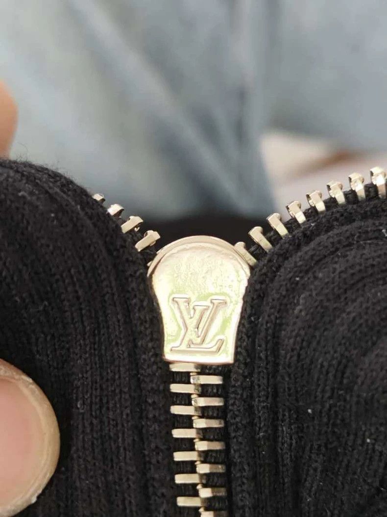 Louis Vuitton LV Monogram Embossed Sleeveless Vest Size US M / EU 48-50 / 2 - 3 Thumbnail