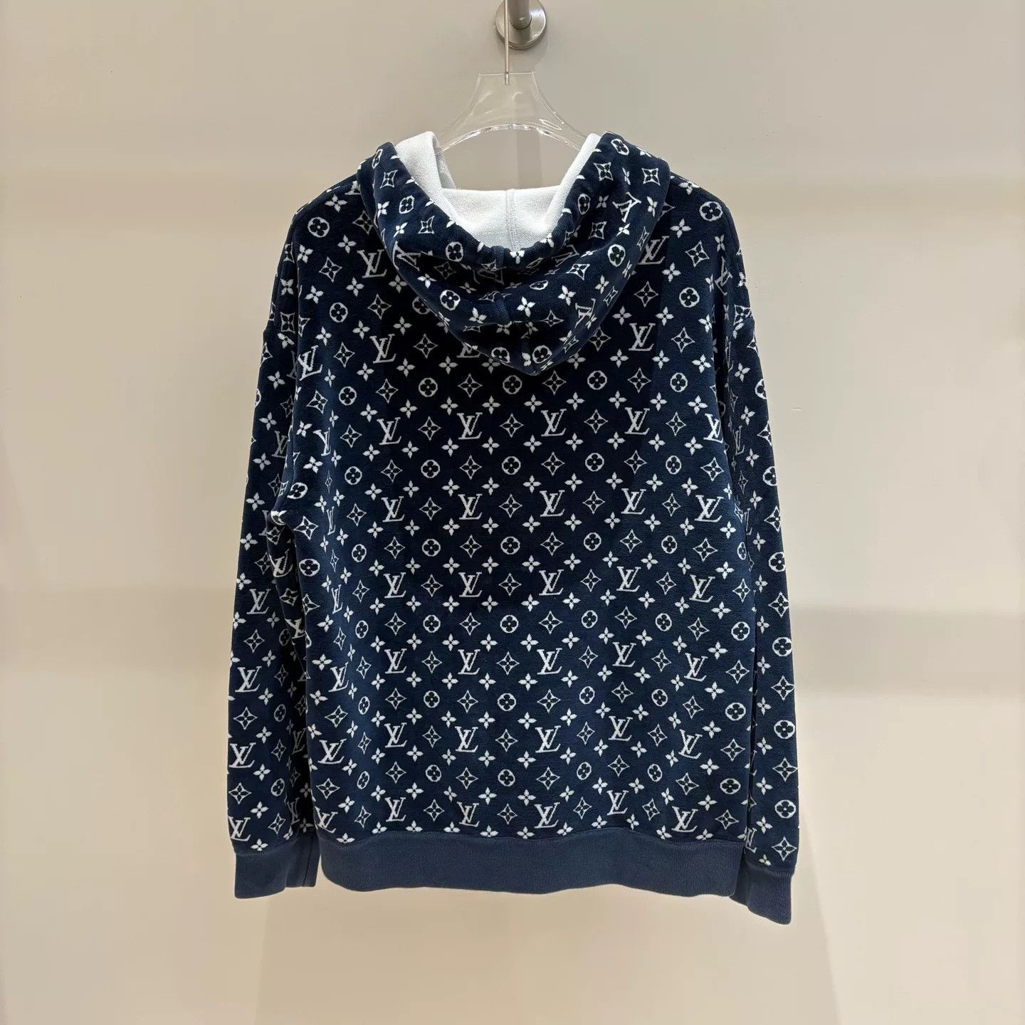 Louis Vuitton Louis Vuitton Monogram Hoodie Size US S / EU 44-46 / 1 - 2 Thumbnail