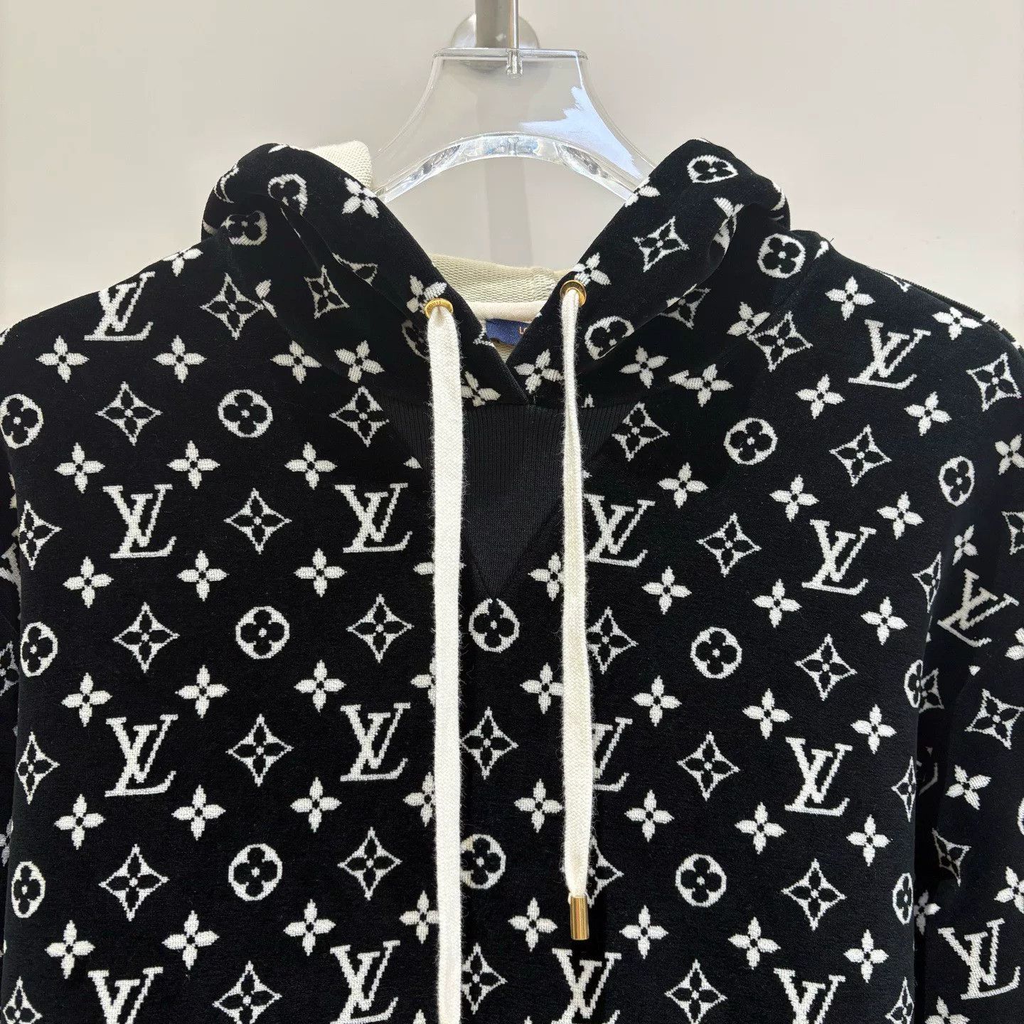 Louis Vuitton Louis Vuitton Monogram Velour Hoodie Size US XS / EU 42 / 0 - 3 Thumbnail