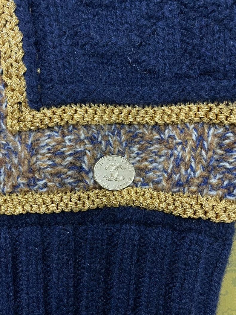 Chanel Chanel Blue Gold Double C Knit Sweater Size US M / EU 48-50 / 2 - 2 Thumbnail