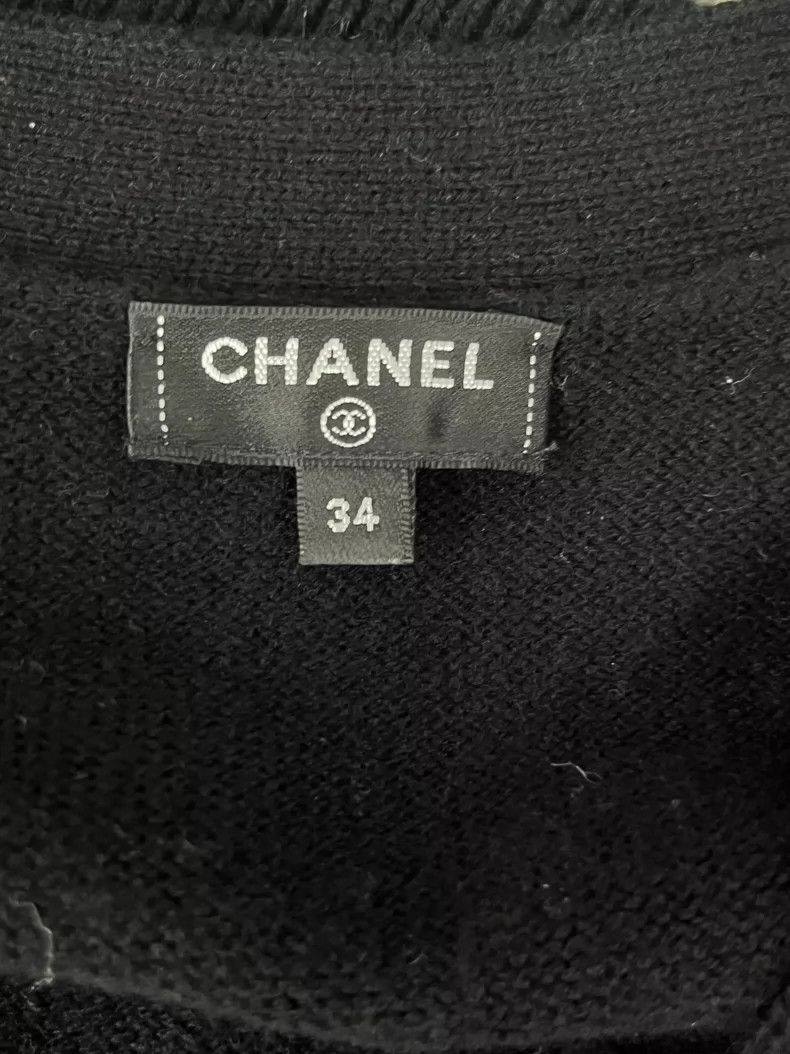 Chanel Chanel Women's Castle Knit Cardigan Size US M / EU 48-50 / 2 - 4 Thumbnail