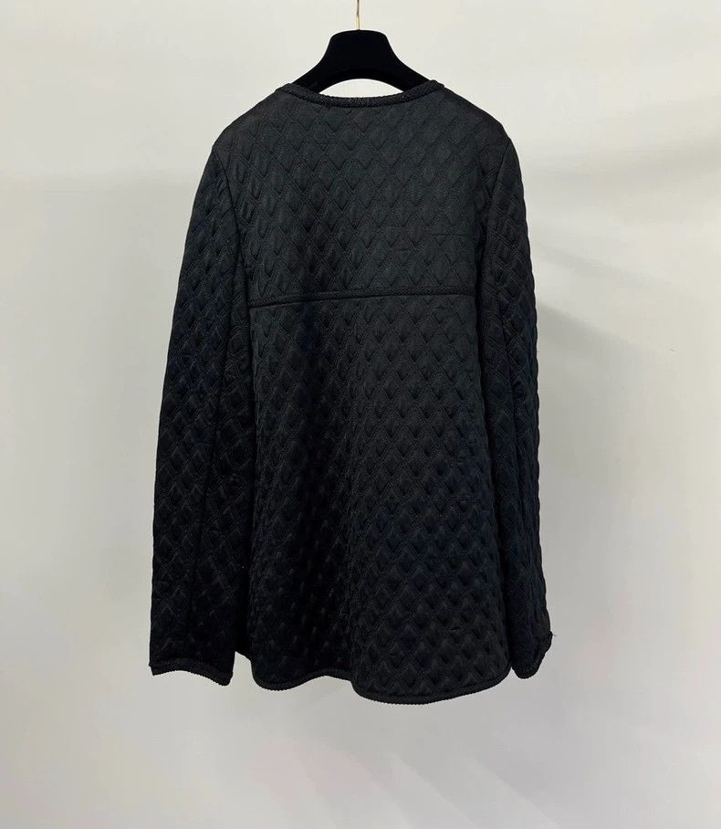 Chanel Chanel Metiers D'Art Black Quilted Coat Size US M / EU 48-50 / 2 - 2 Thumbnail