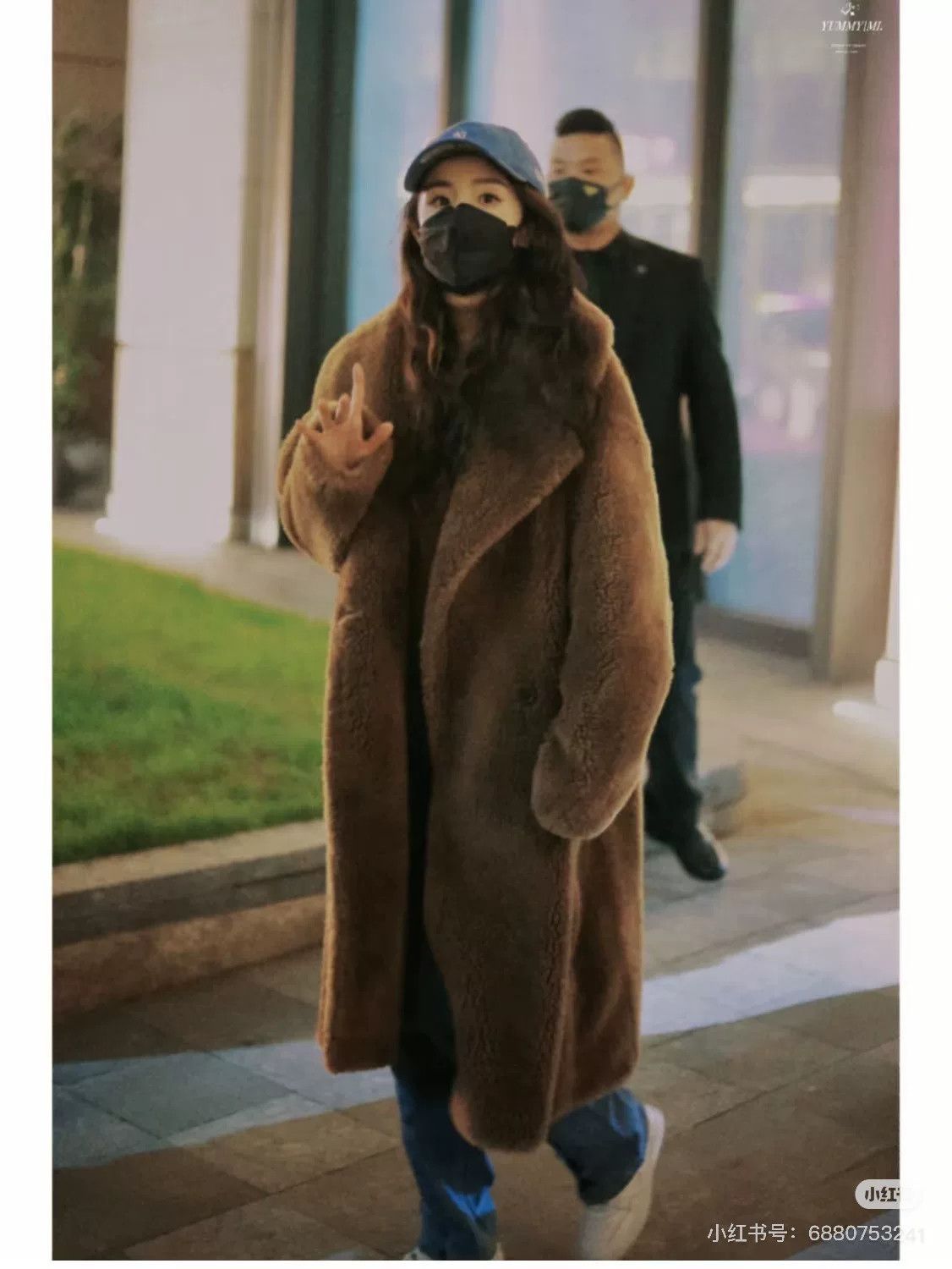 Max Mara maxmara teddy coat perfect for celebrities Size US S / EU 44-46 / 1 - 6 Thumbnail