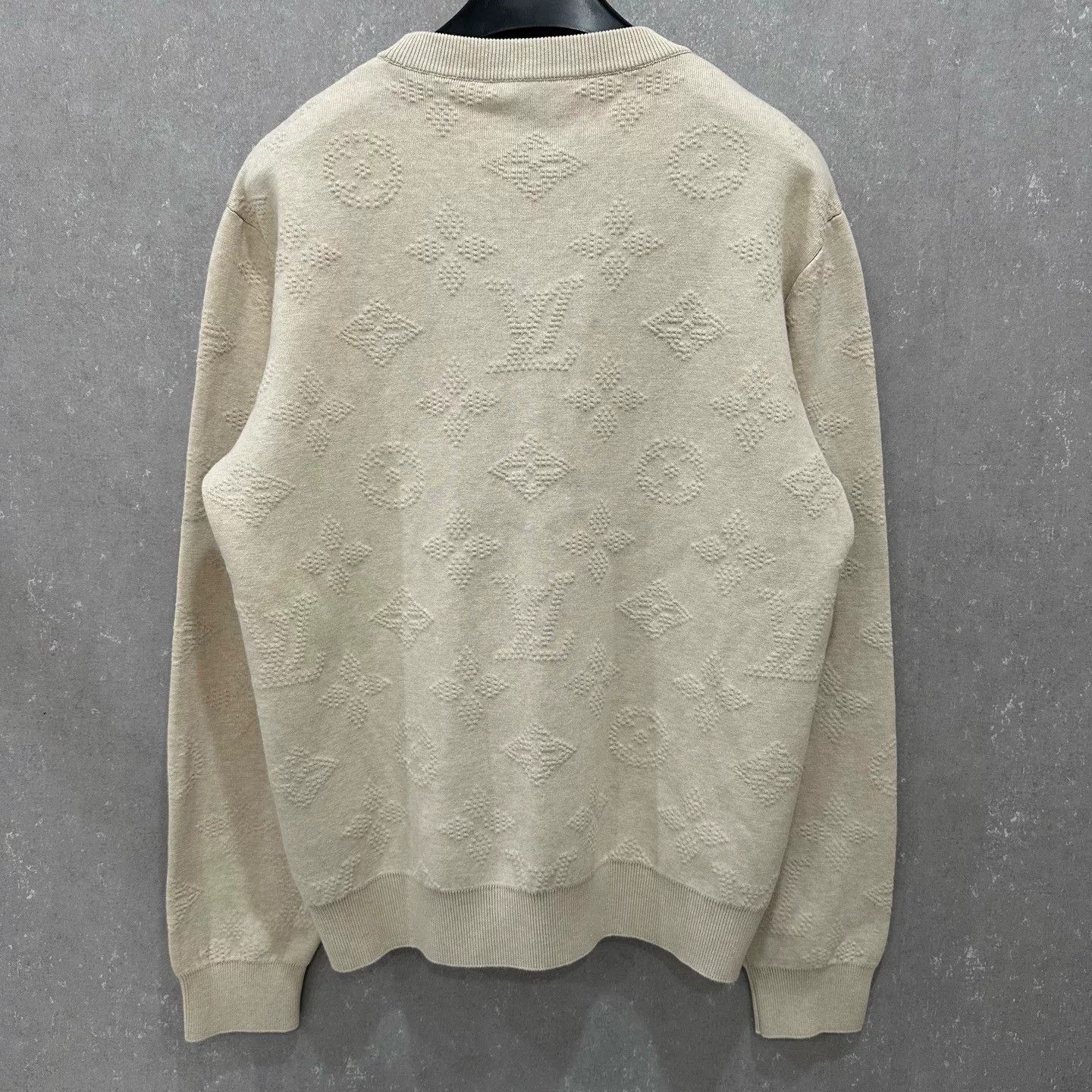 Louis Vuitton Louis Vuitton Embroidered Sweatshirt L Size US L / EU 52-54 / 3 - 2 Thumbnail