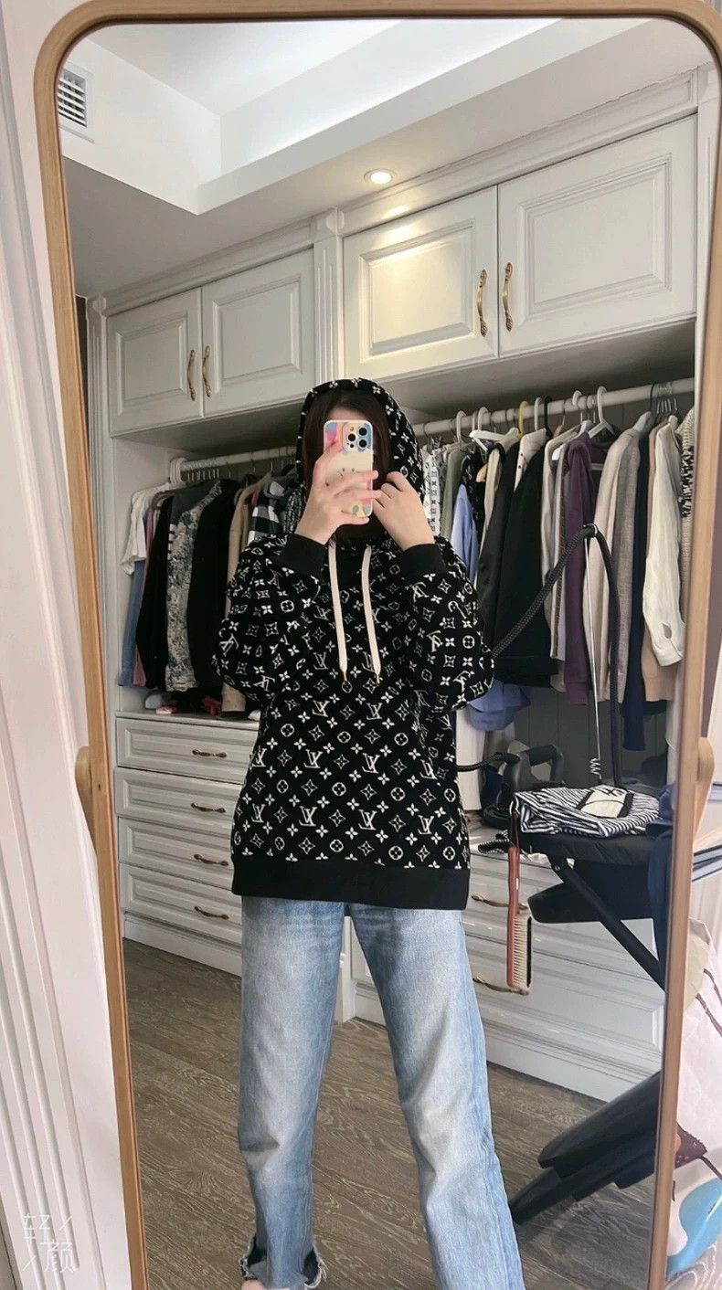 Louis Vuitton Louis Vuitton Monogram Black Hoodie Size US M / EU 48-50 / 2 - 8 Thumbnail