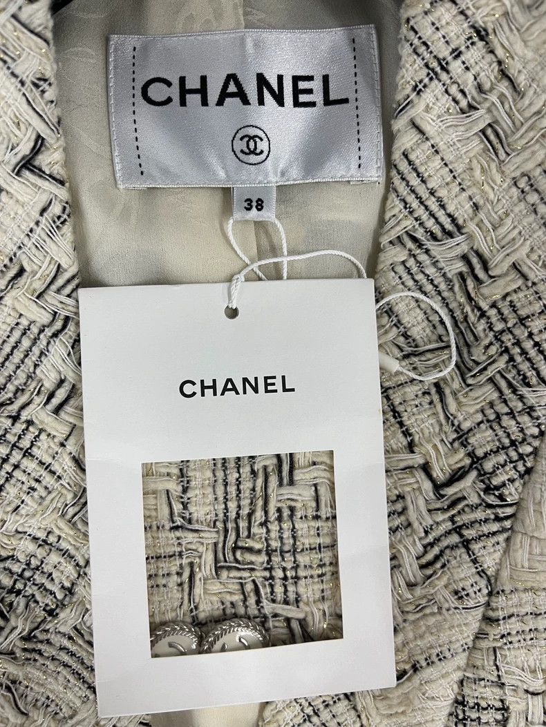 Chanel Chanel Black and White Plaid Woven Long Coat Size US M / EU 48-50 / 2 - 4 Thumbnail
