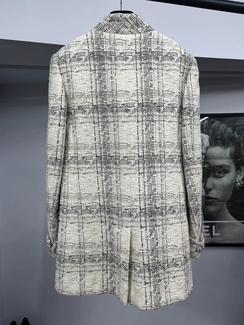 Chanel Chanel Black and White Plaid Woven Long Coat Size US M / EU 48-50 / 2 - 3 Thumbnail