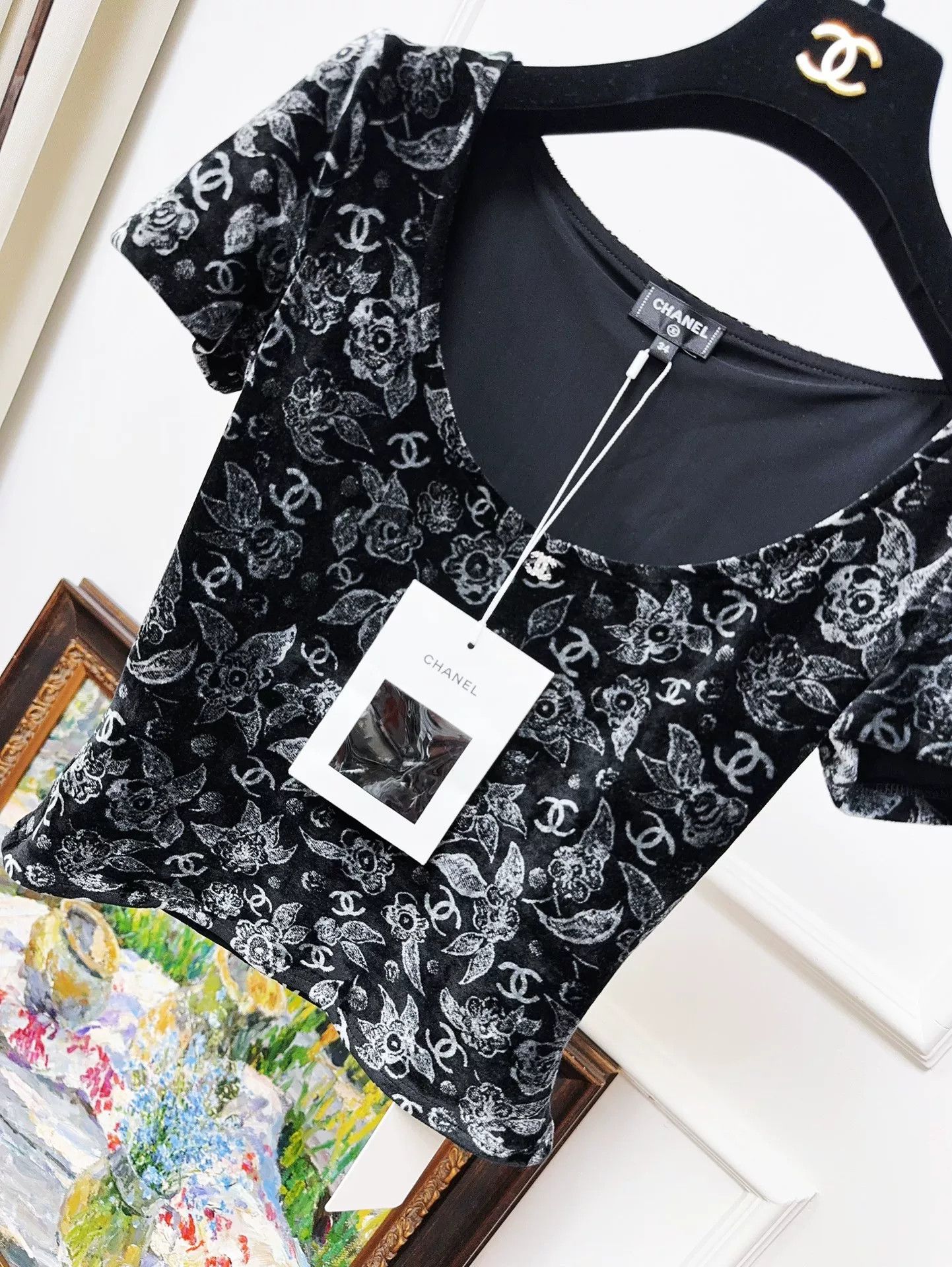 Chanel Chanel 24B Burnout Velvet Short-Sleeve T-Shirt Size US M / EU 48-50 / 2 - 7 Thumbnail