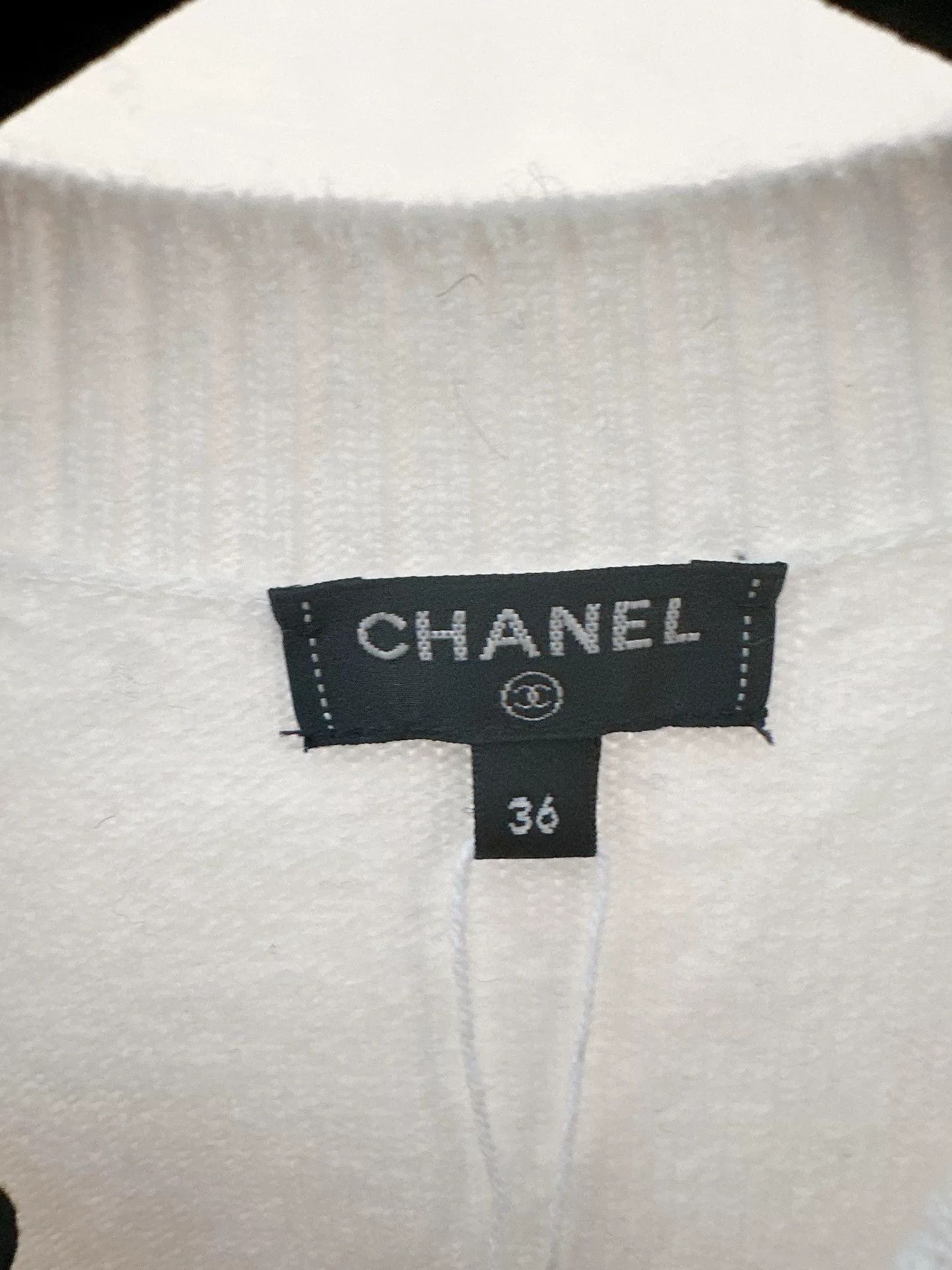 Chanel CHANEL 21AW Castle Wing Cashmere Sweater Size US S / EU 44-46 / 1 - 3 Thumbnail
