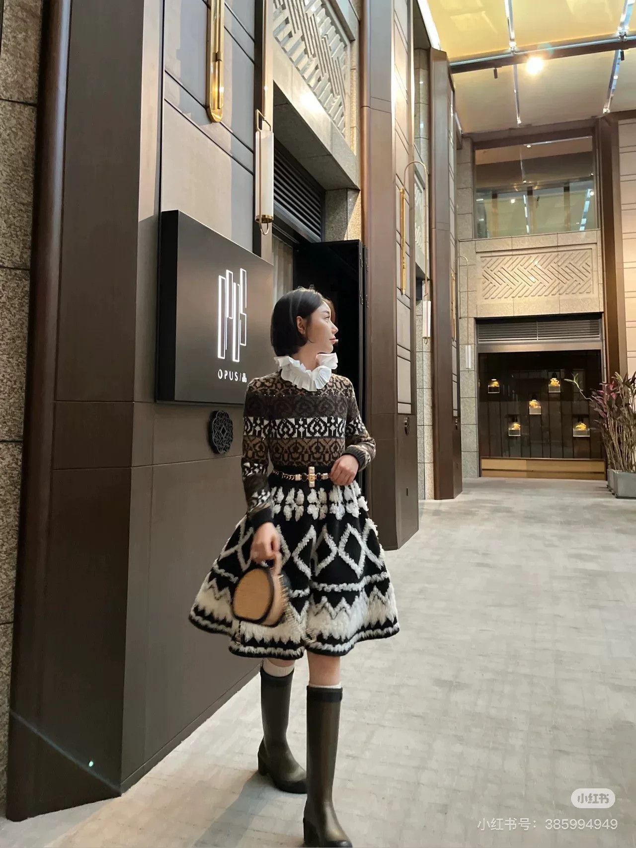 Chanel Chanel Black and White Knit Skirt Size 24" / US 00 / IT 34 - 7 Thumbnail