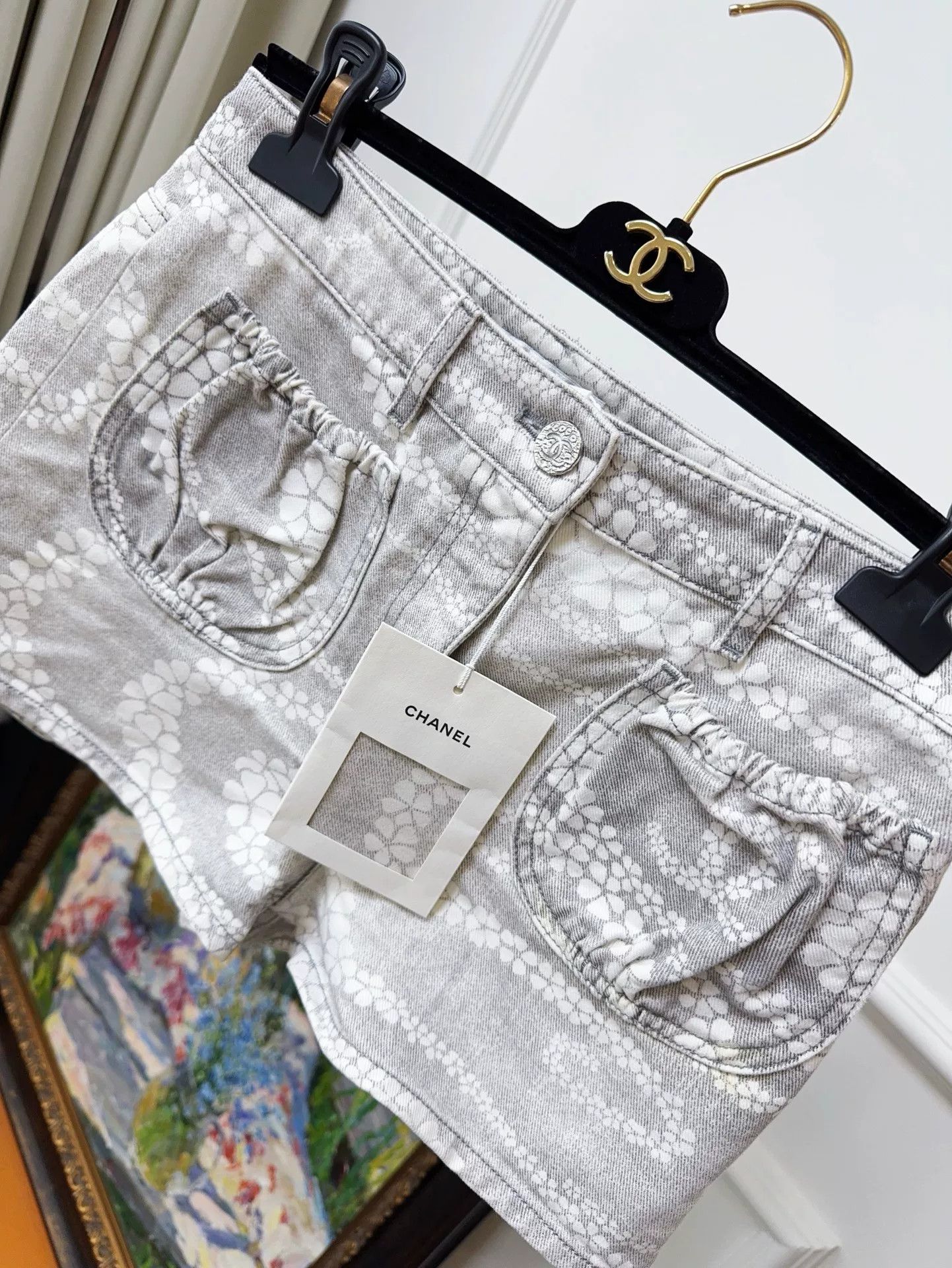 Chanel chanel cocobeach gray logo denim shorts Size US 36 / EU 52 - 3 Thumbnail