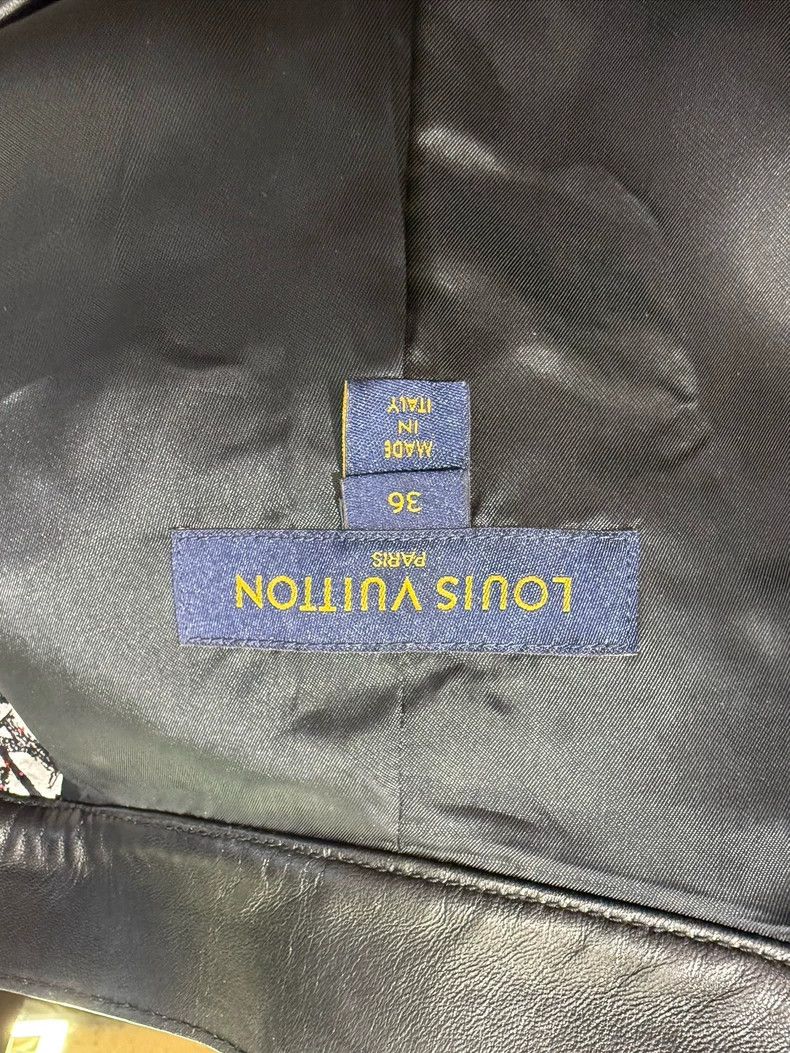 Louis Vuitton Louis Vuitton Limited Edition Jacket Size US S / EU 44-46 / 1 - 4 Thumbnail