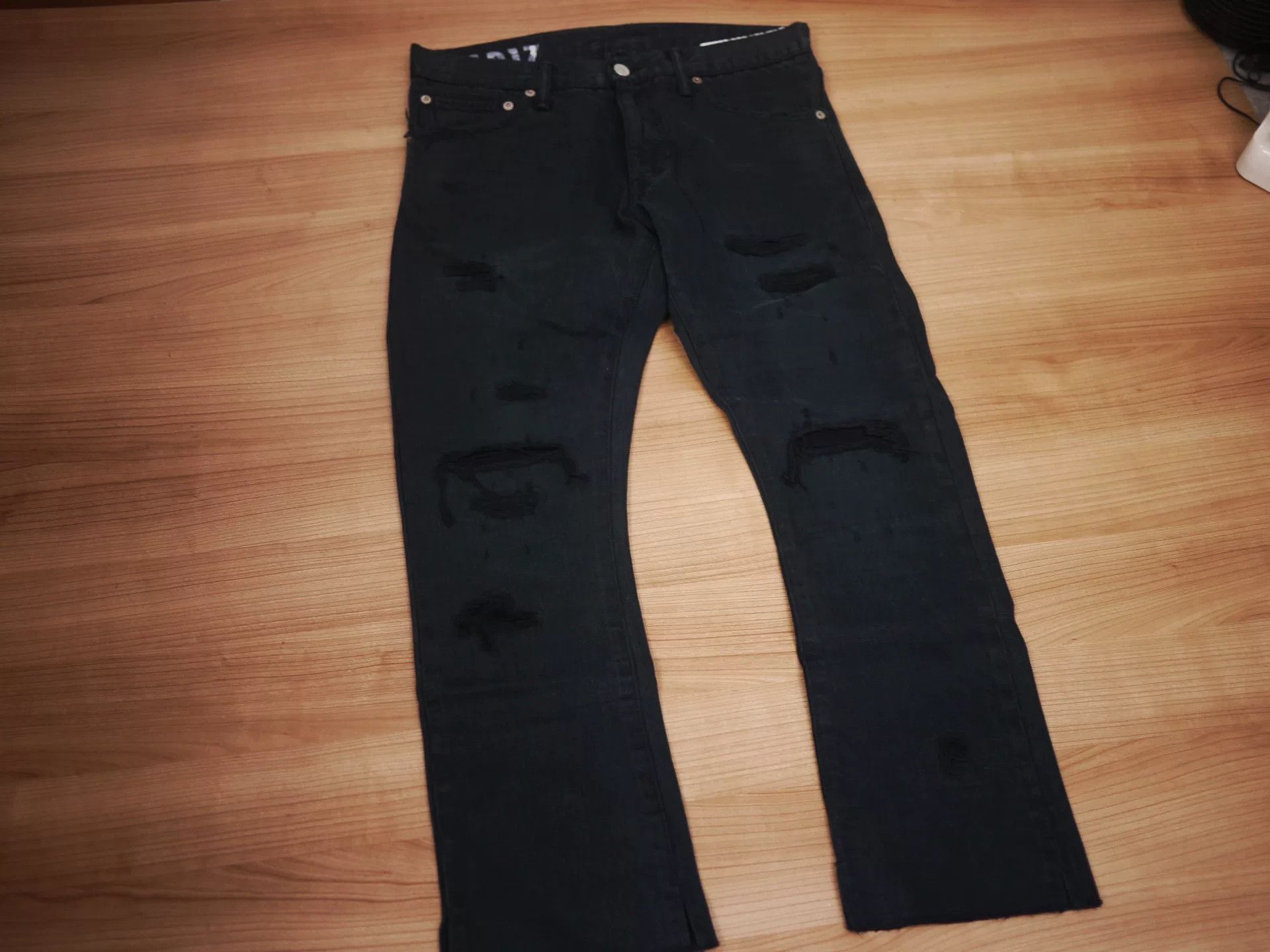 Visvim visvim social sculpture black distressed jeans Size US 32 / EU 48 - 2 Thumbnail