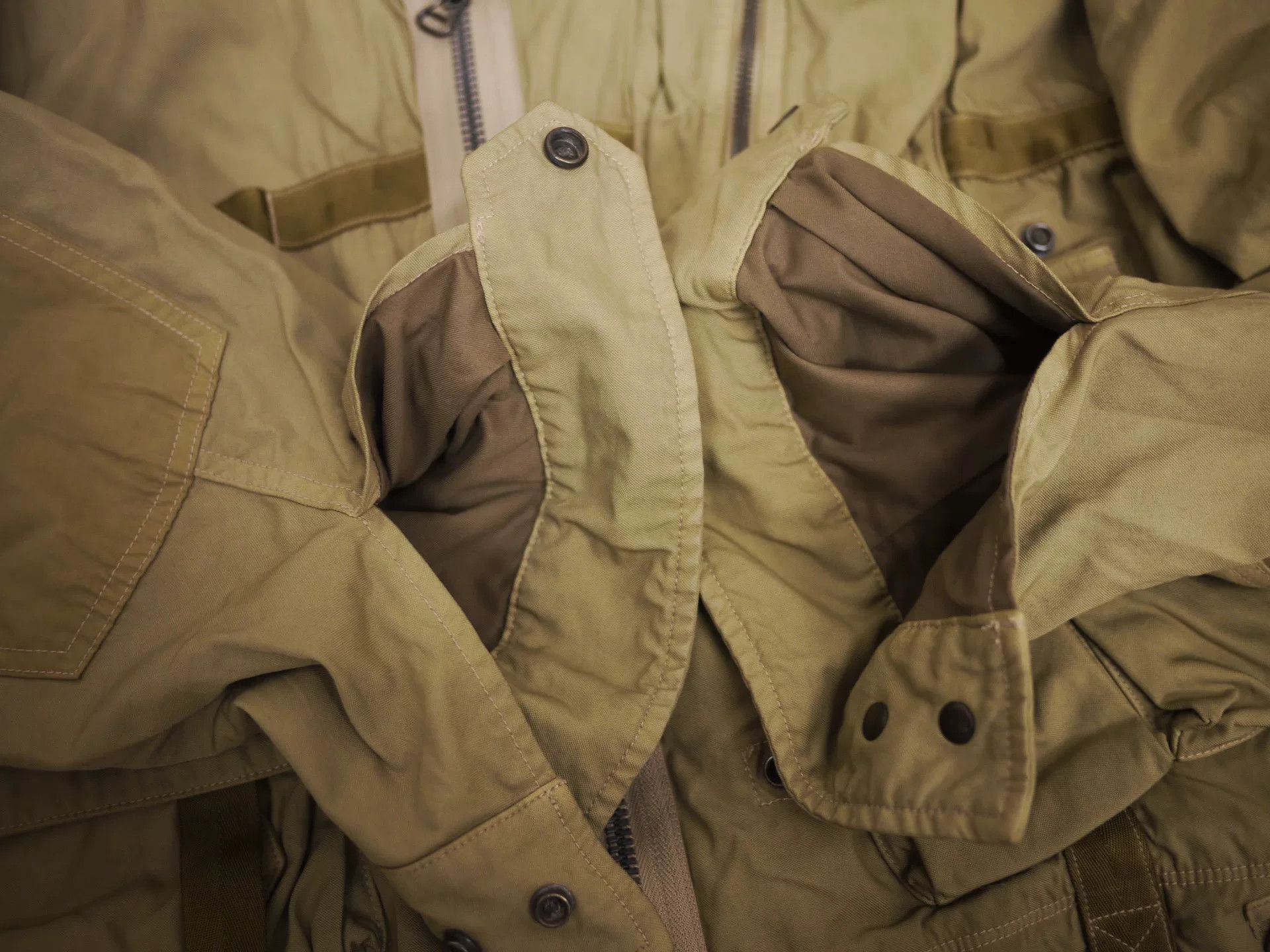 Visvim visvim paratrooper coat in beige color Size US M / EU 48-50 / 2 - 7 Thumbnail