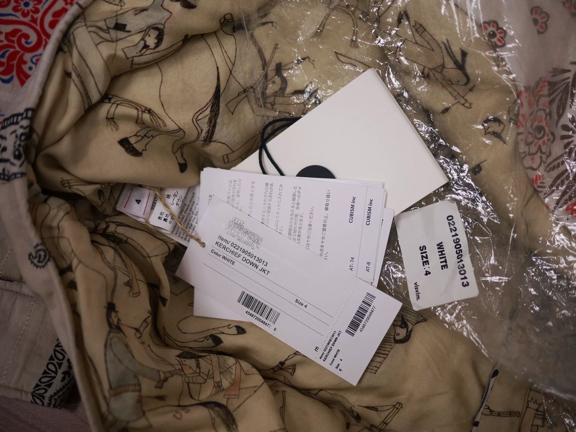 Visvim visvim kerchief down jacket white bandana Size US M / EU 48-50 / 2 - 9 Thumbnail