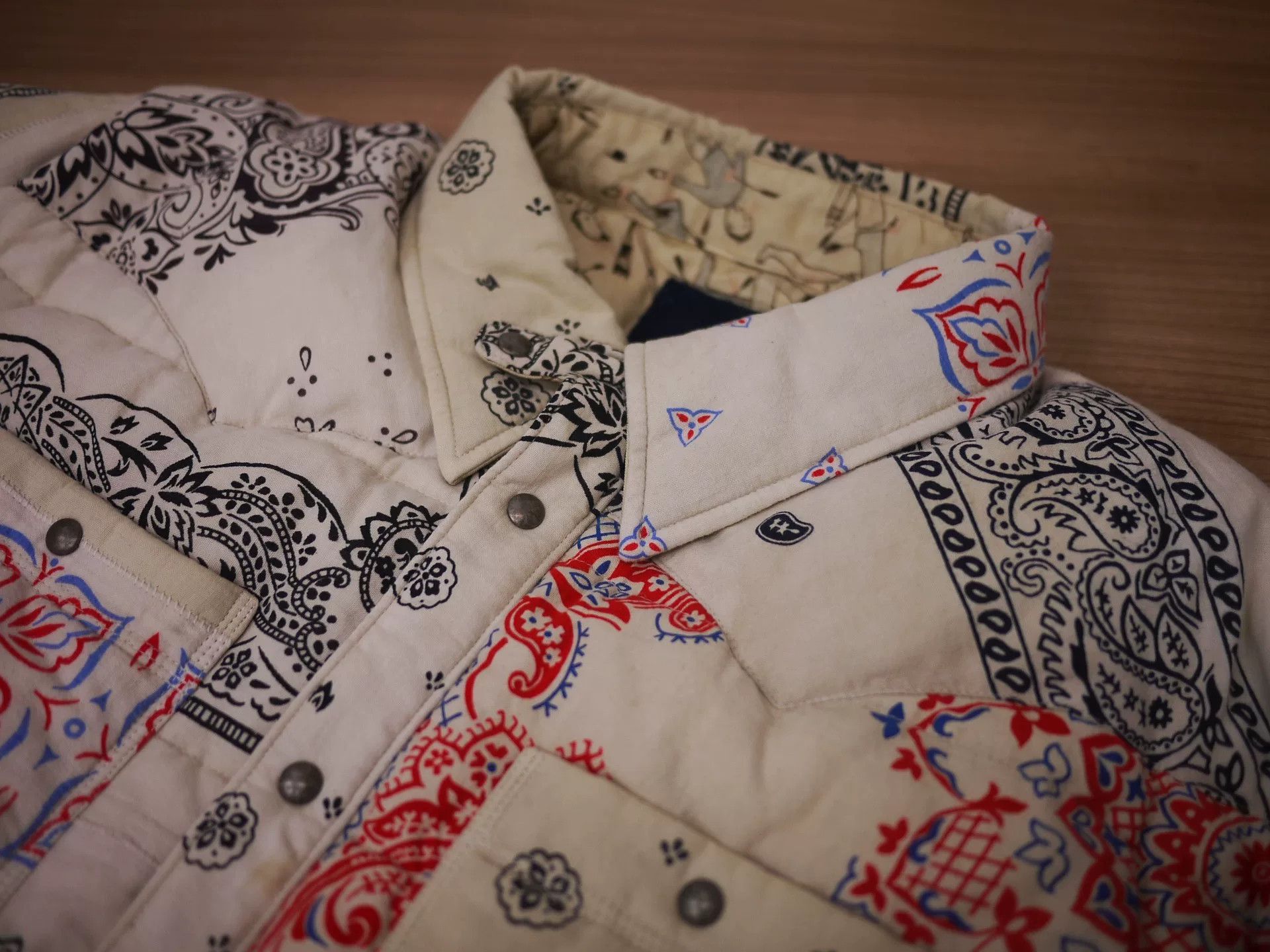 Visvim visvim kerchief down jacket white bandana Size US M / EU 48-50 / 2 - 3 Thumbnail