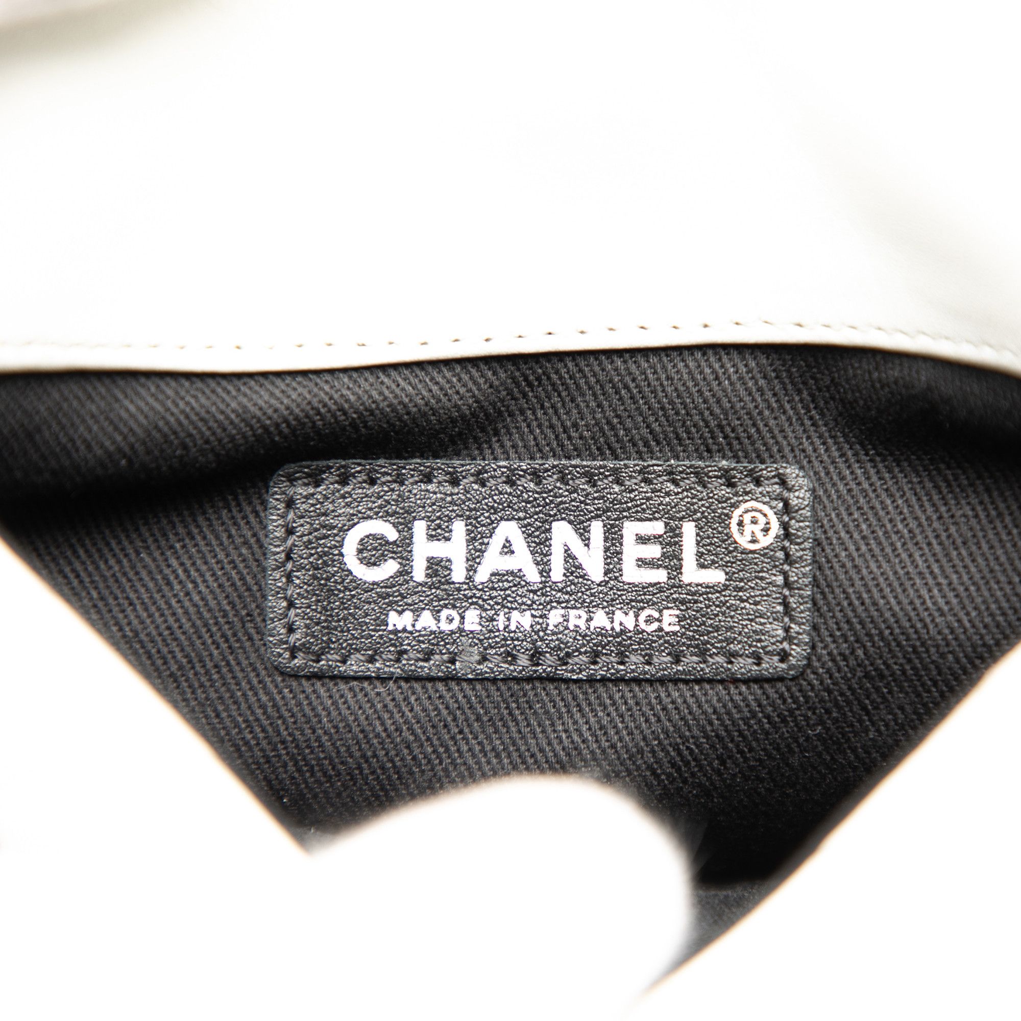 Chanel Chanel CC Bicolor Quilted Lambskin Double Sided Wallet on Chain Size ONE SIZE - 5 Thumbnail