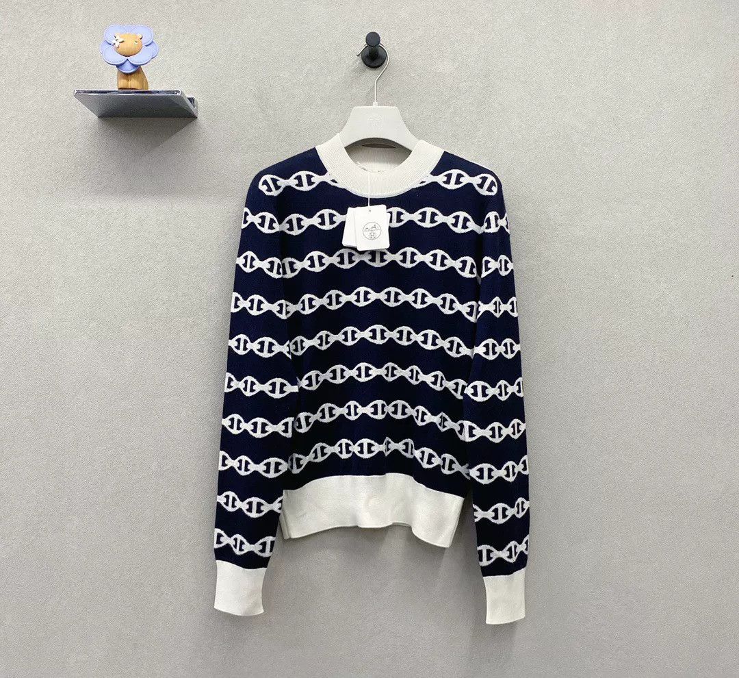 Hermes Hermes Blue Black Intarsia Crewneck Sweater Size US S / EU 44-46 / 1 - 2 Thumbnail