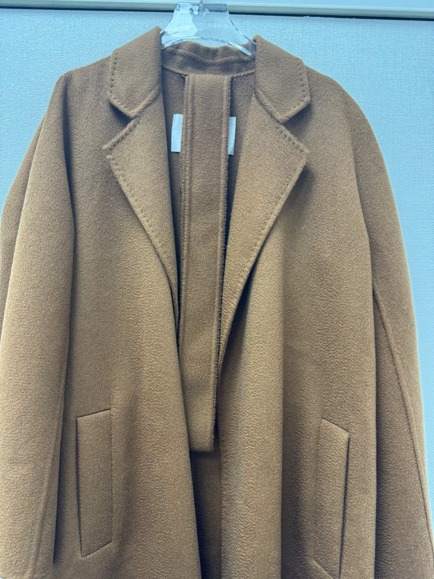 Max Mara Maxmara Camel Cashmere Coat Size US M / EU 48-50 / 2 - 2 Thumbnail