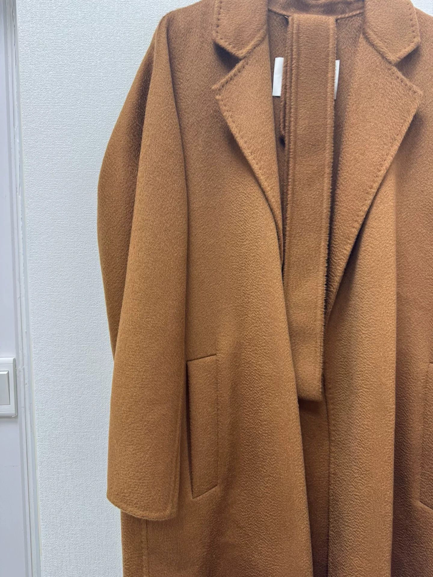 Max Mara Maxmara Camel Cashmere Coat Size US M / EU 48-50 / 2 - 4 Thumbnail